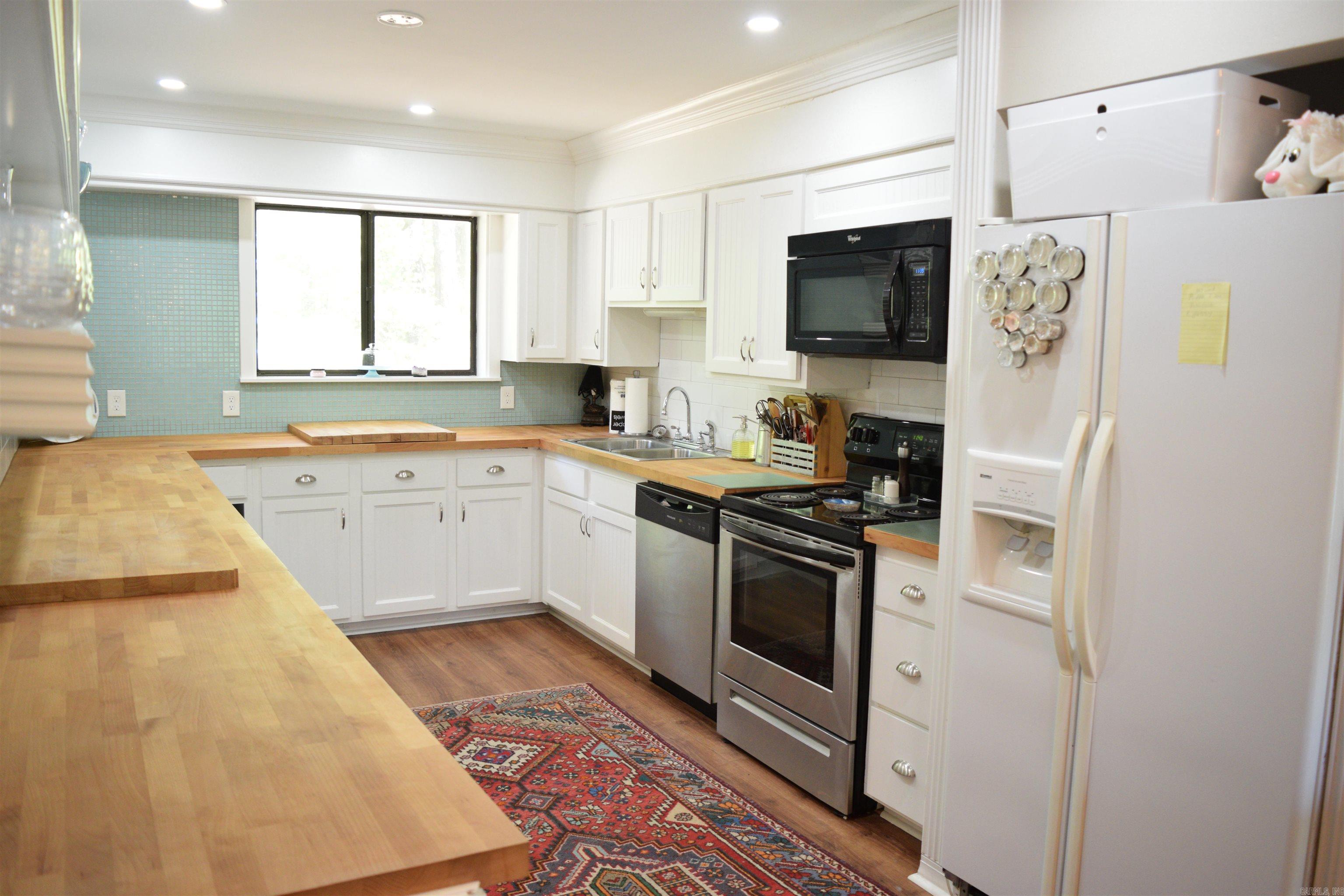 554 Emerald Cove  Shirley, AR