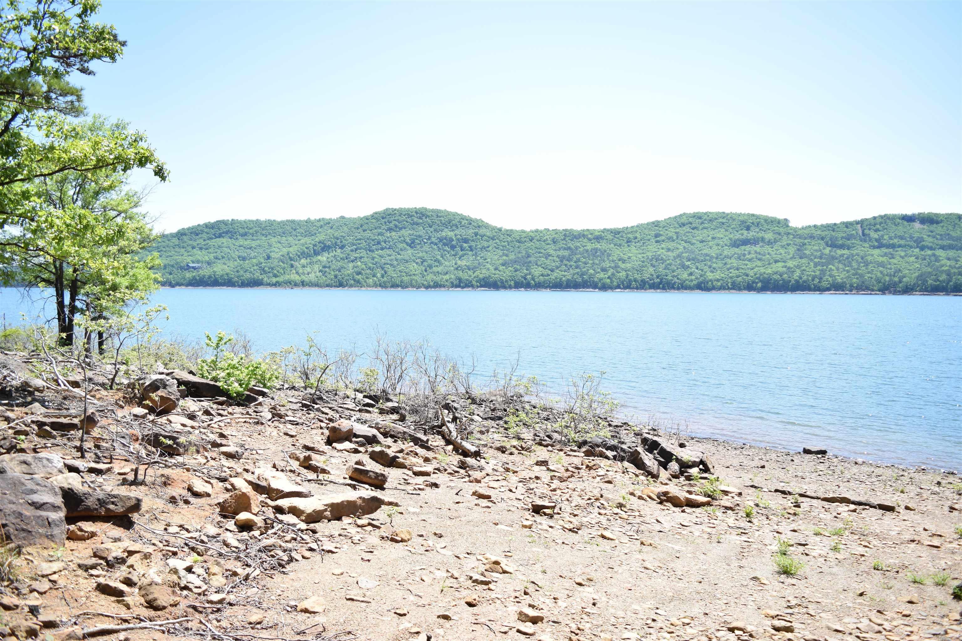 554 Emerald Cove  Shirley, AR