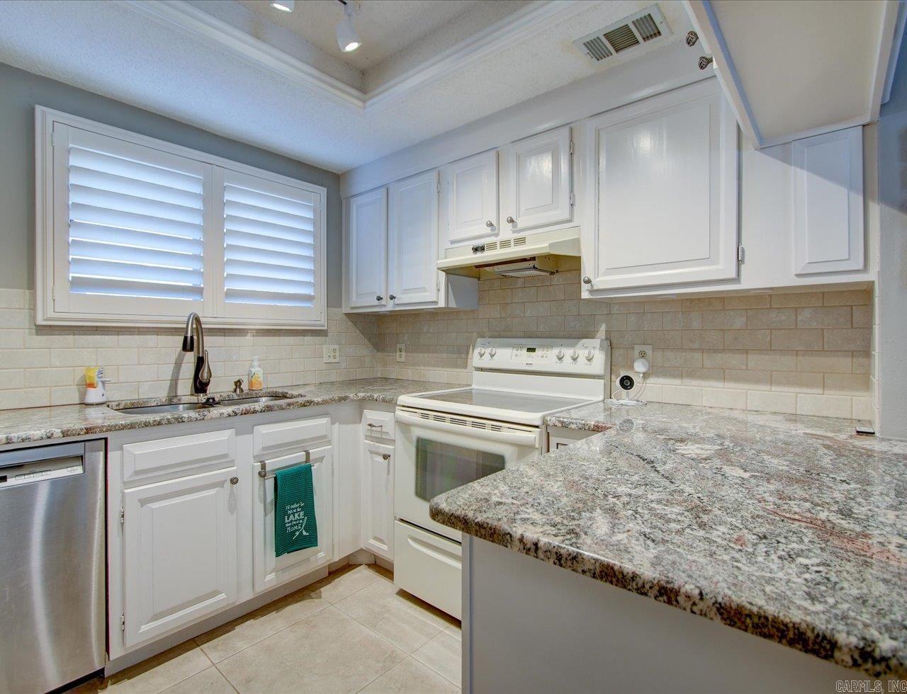 160 Long Island Bay  Hot Springs, AR