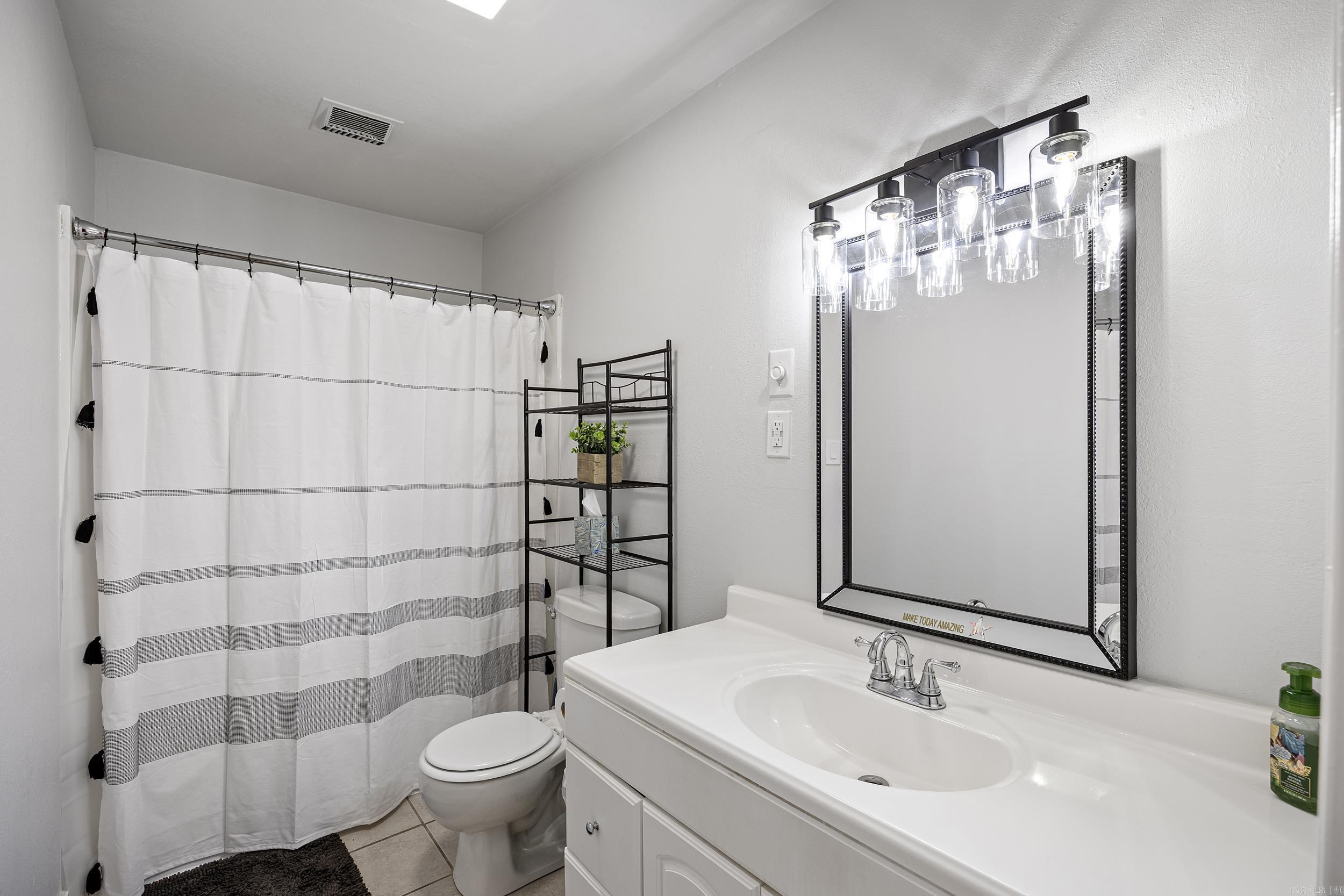 1904 S Boulder  Russellville, AR