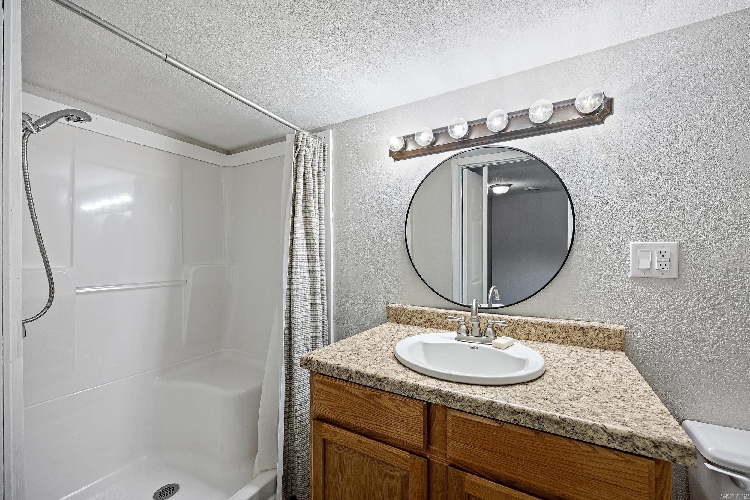 1904 S Boulder  Russellville, AR