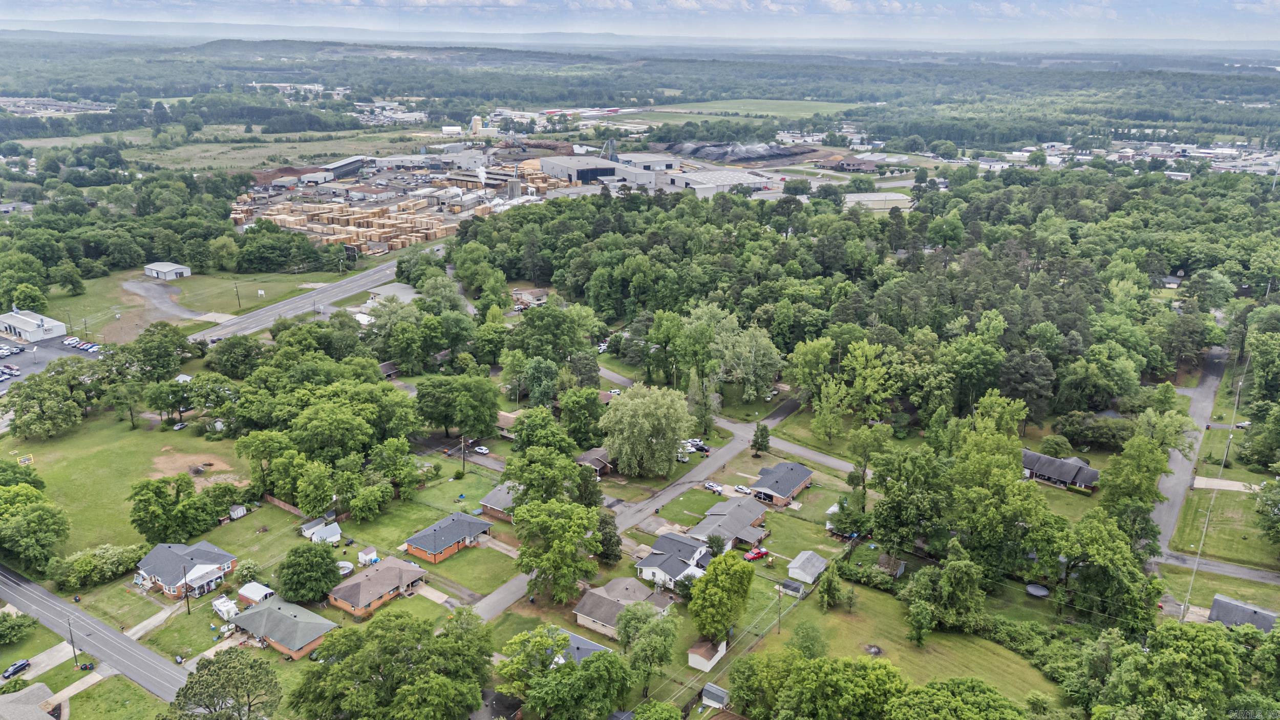 1904 S Boulder  Russellville, AR
