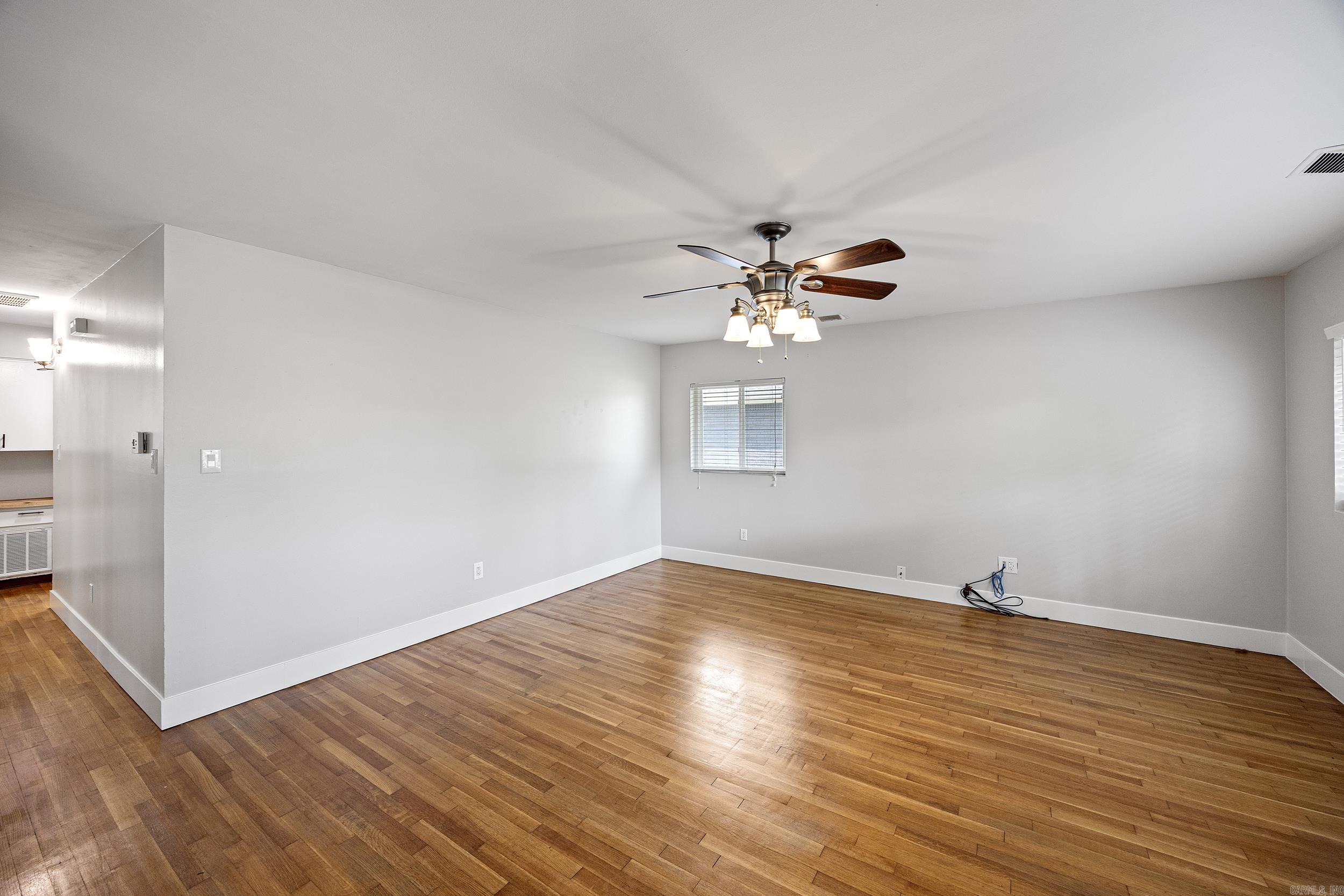 1904 S Boulder  Russellville, AR