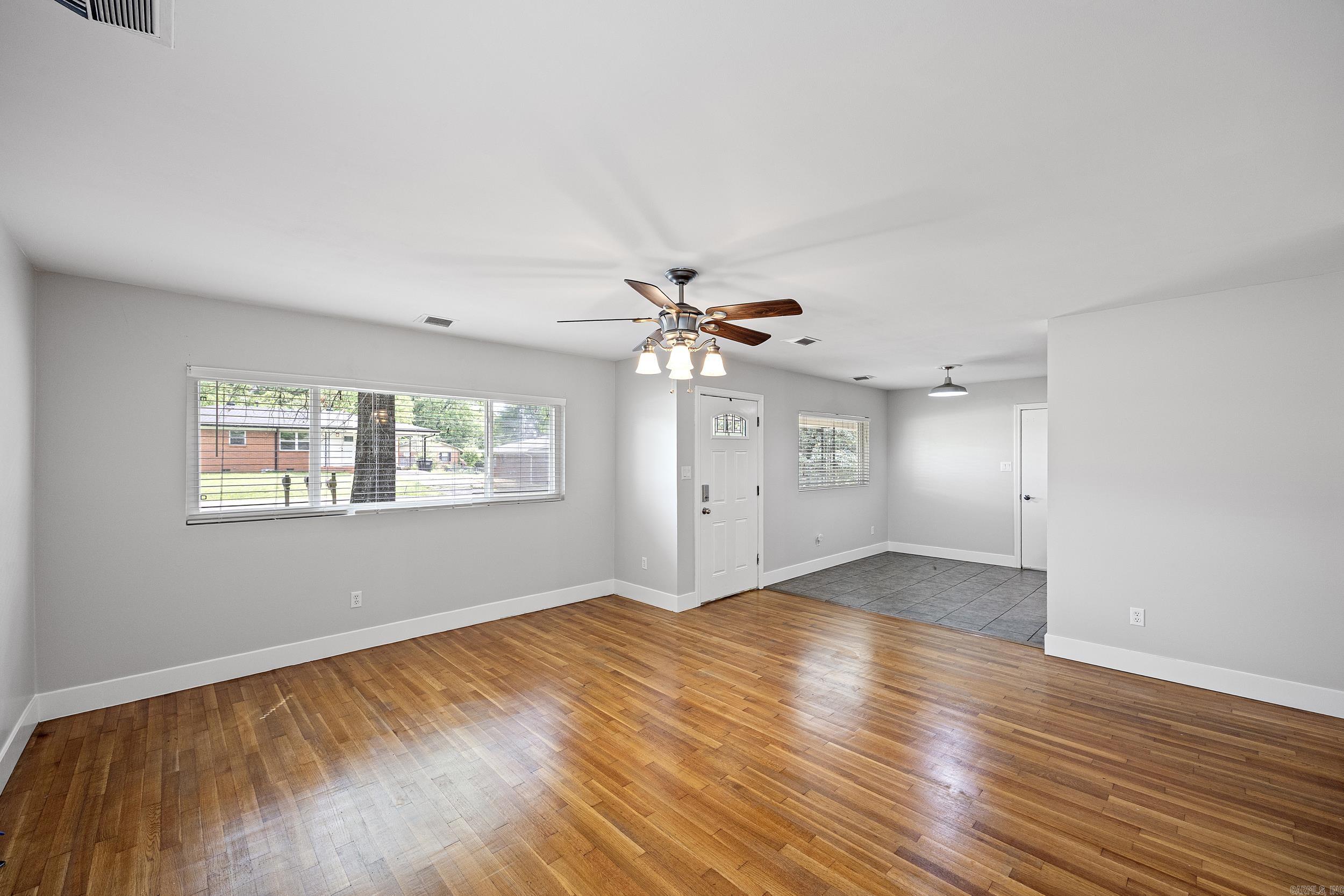 1904 S Boulder  Russellville, AR