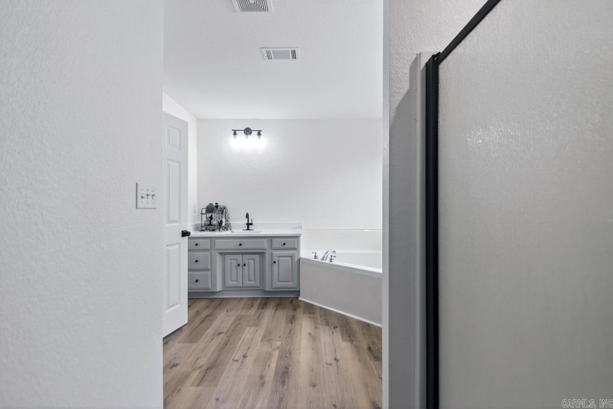 582 Crepe Myrtle Loop  Cabot, AR