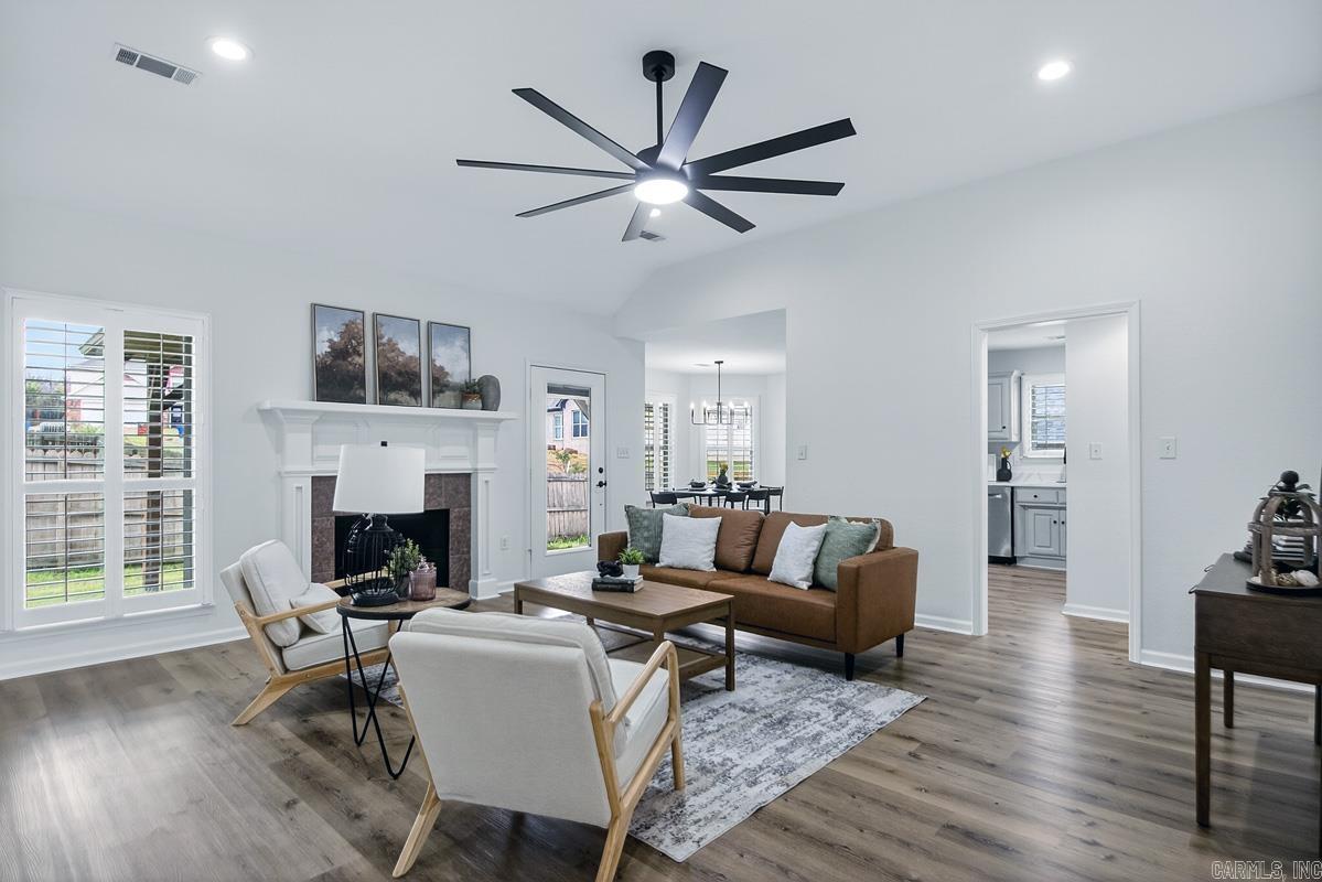 582 Crepe Myrtle Loop  Cabot, AR