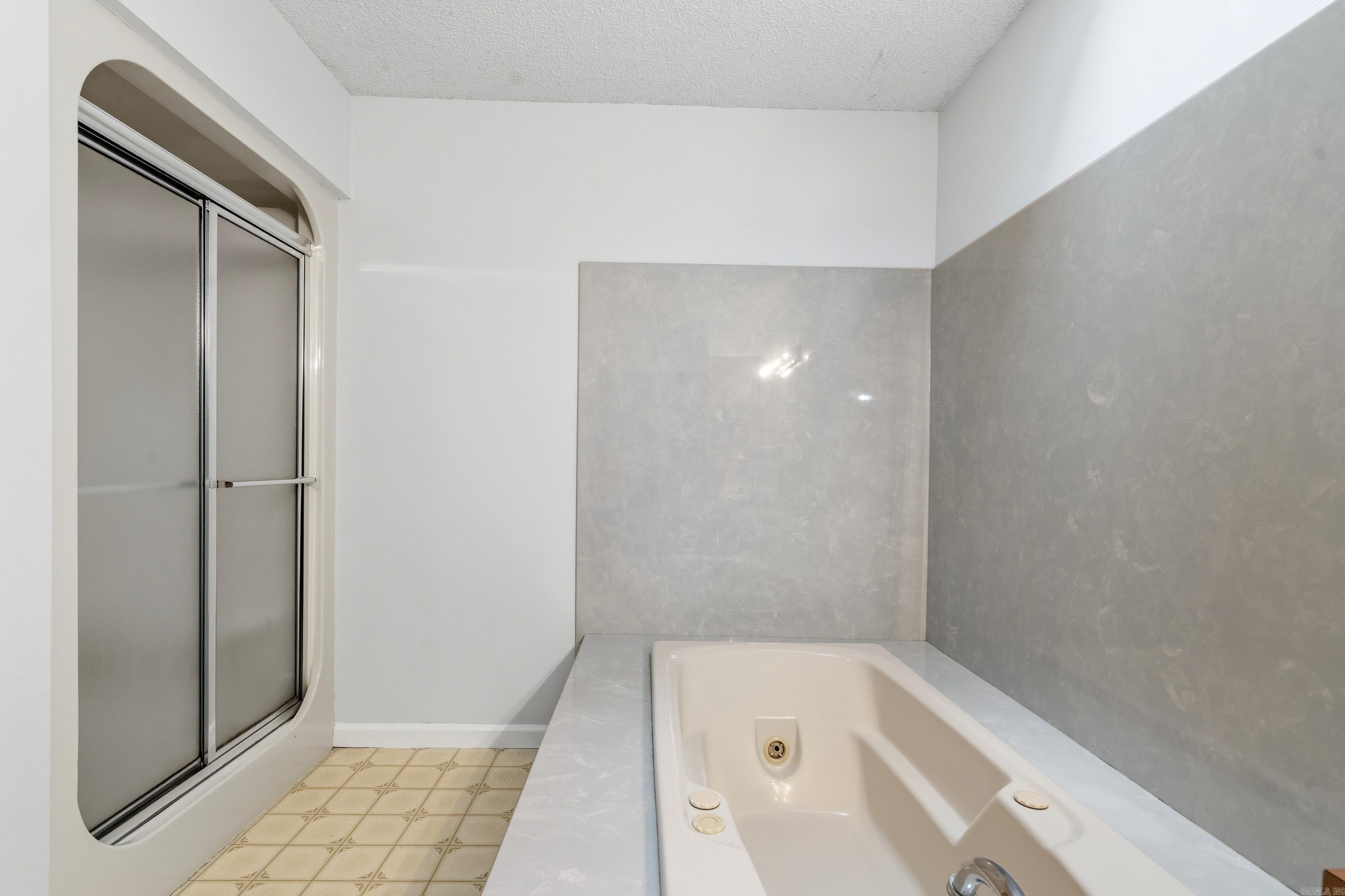 324 Farquharson Ln  Pearcy, AR