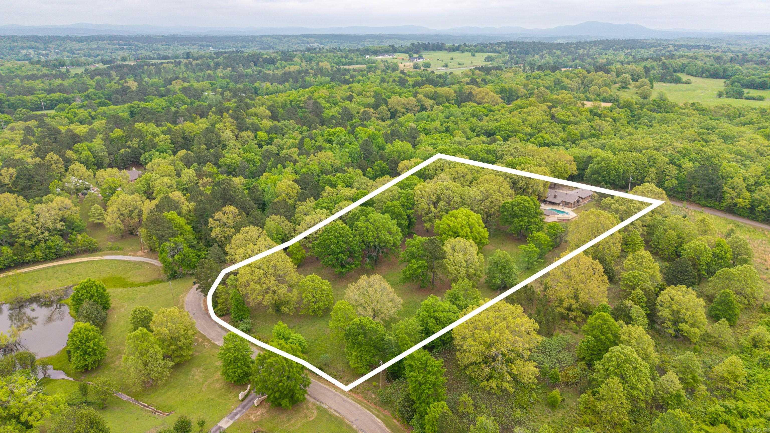 324 Farquharson Ln  Pearcy, AR