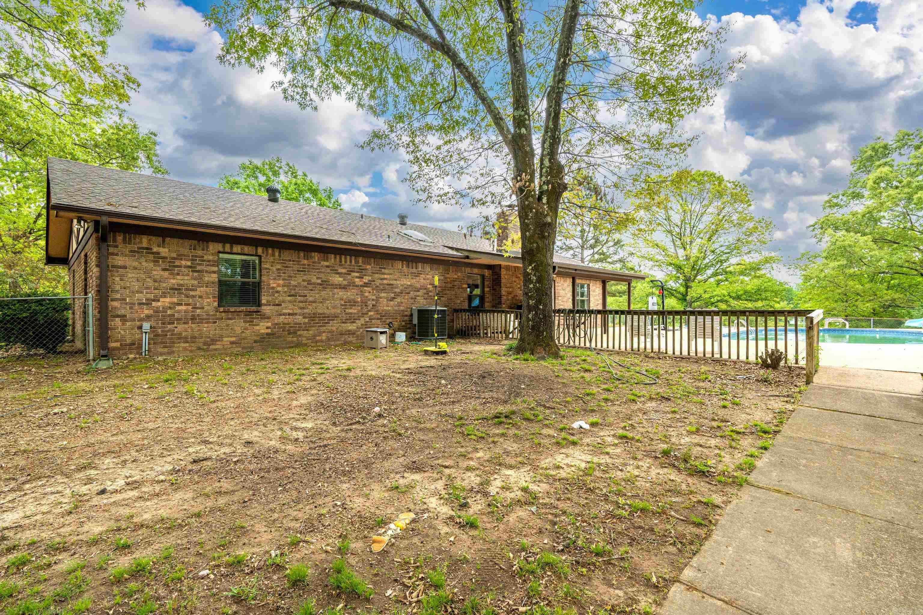 324 Farquharson Ln  Pearcy, AR