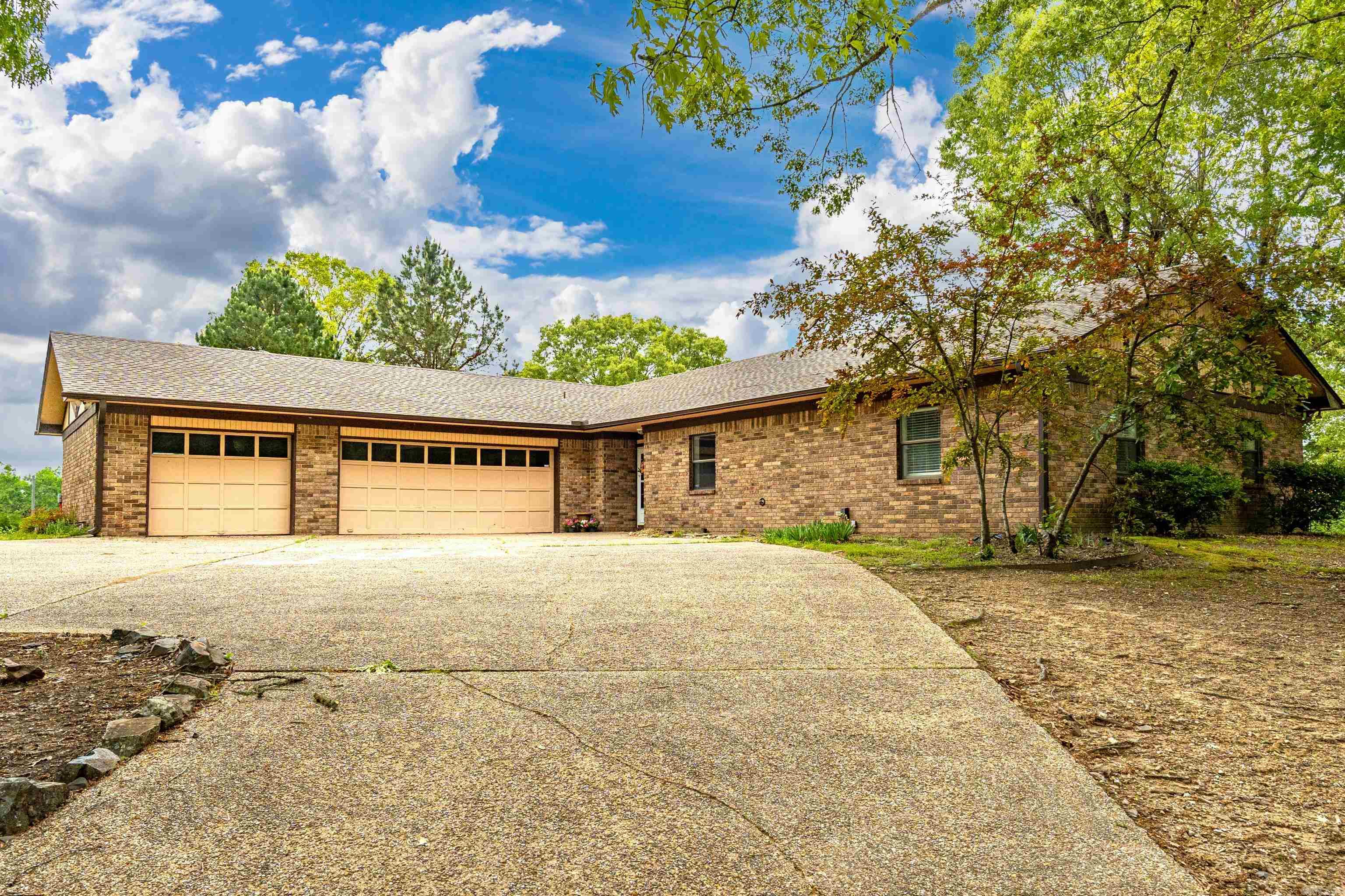 324 Farquharson Ln  Pearcy, AR