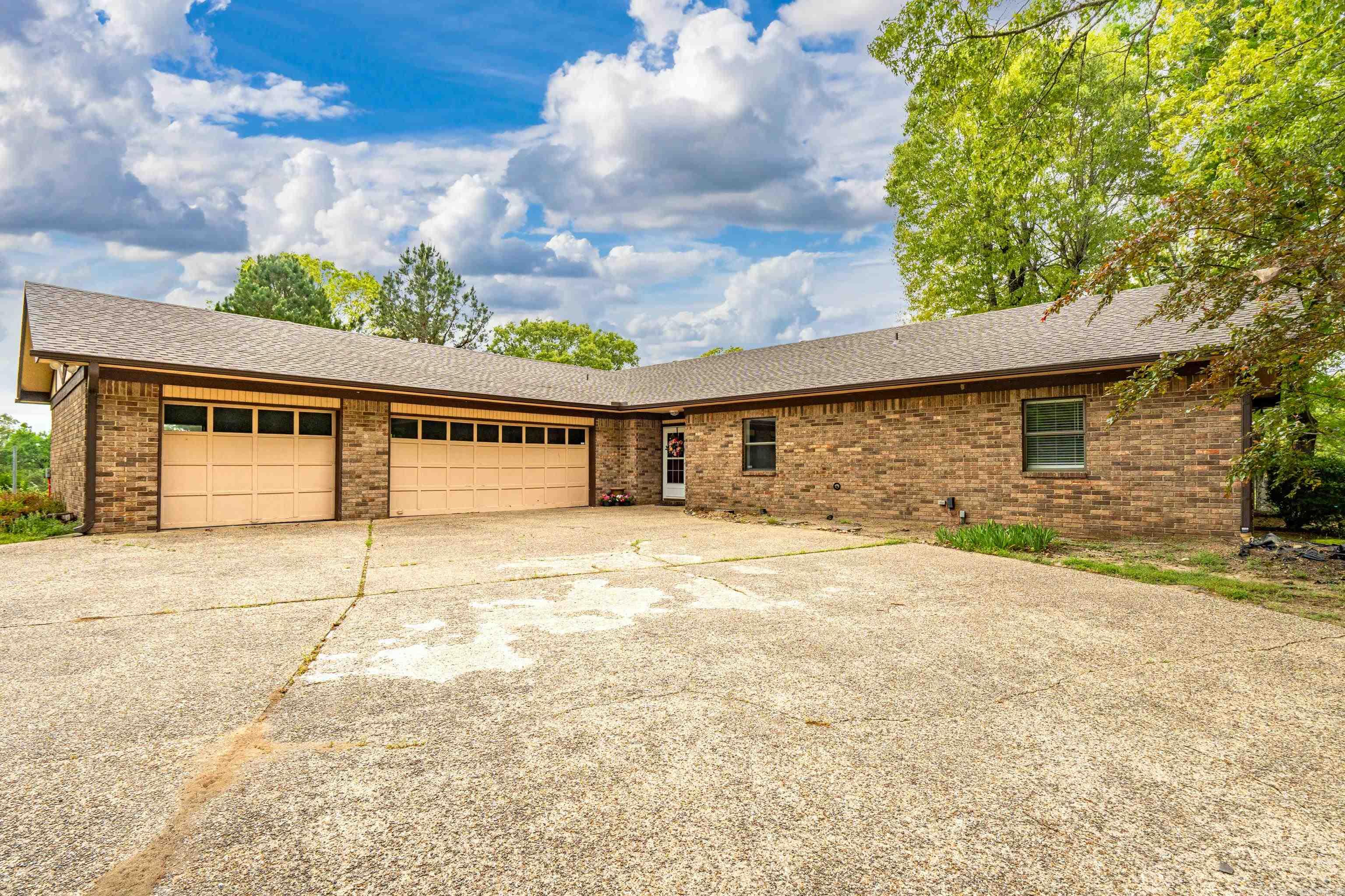 324 Farquharson Ln  Pearcy, AR