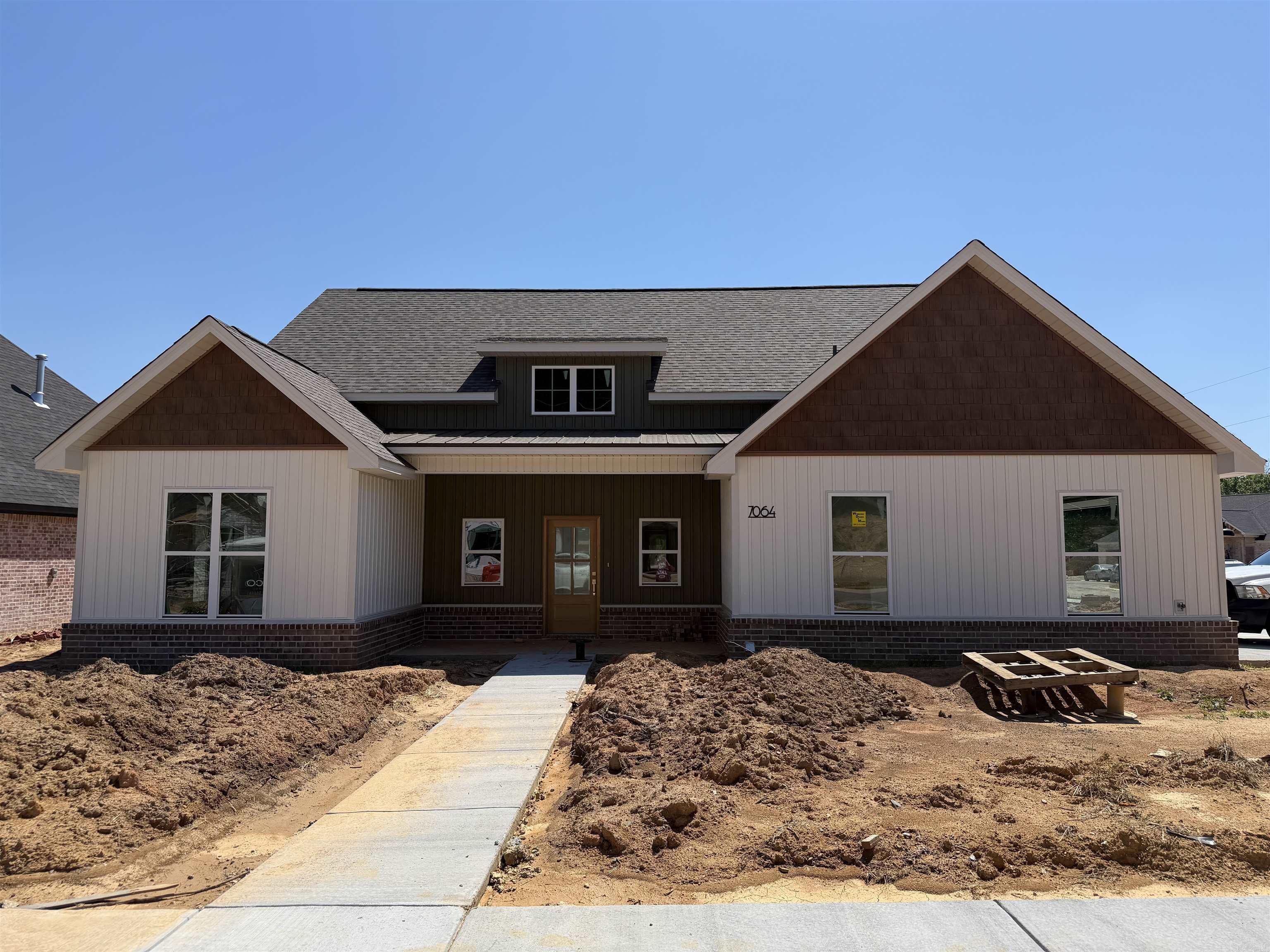 7064 Cold Creek