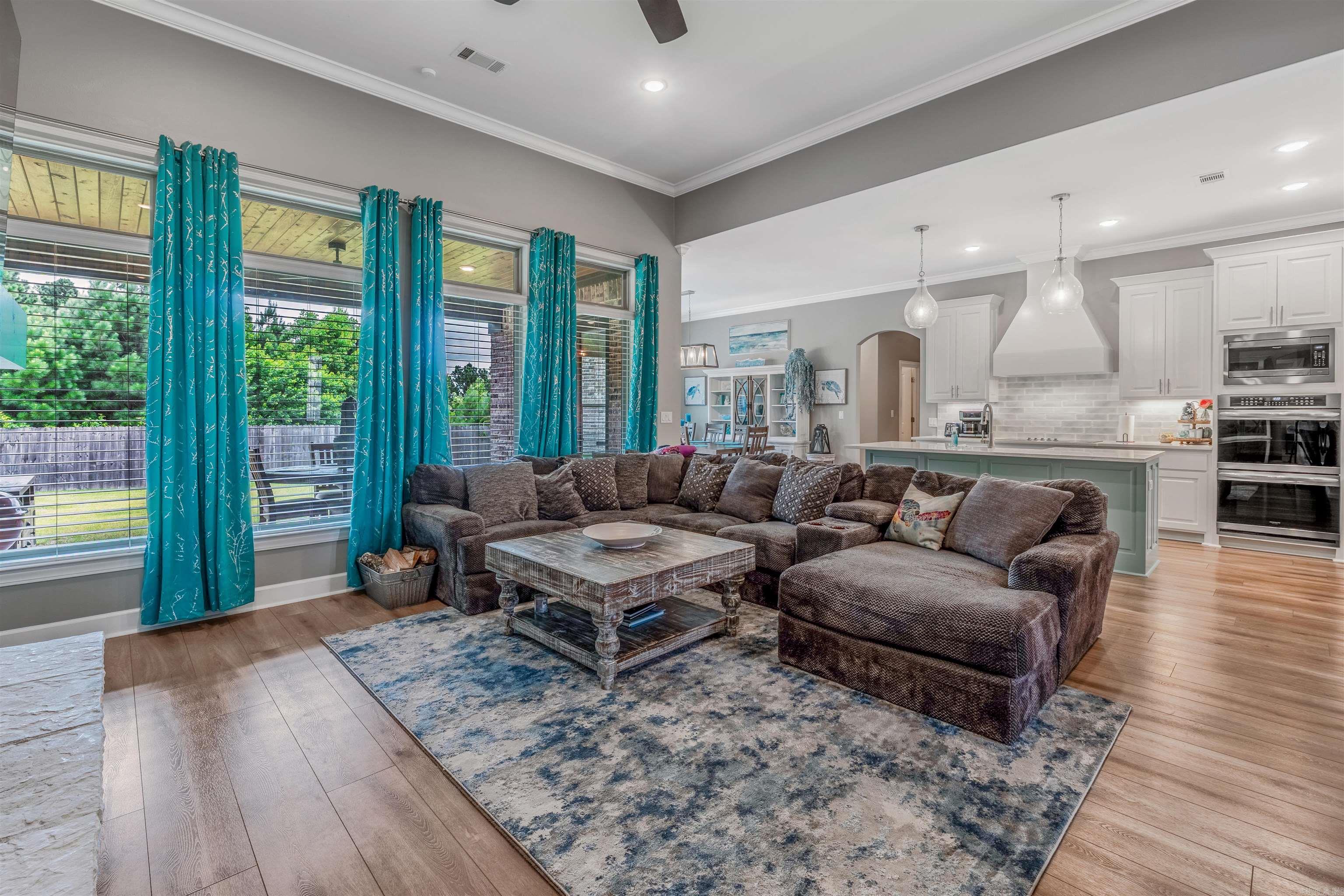 9096 Stone Canyon Drive  Bryant, AR