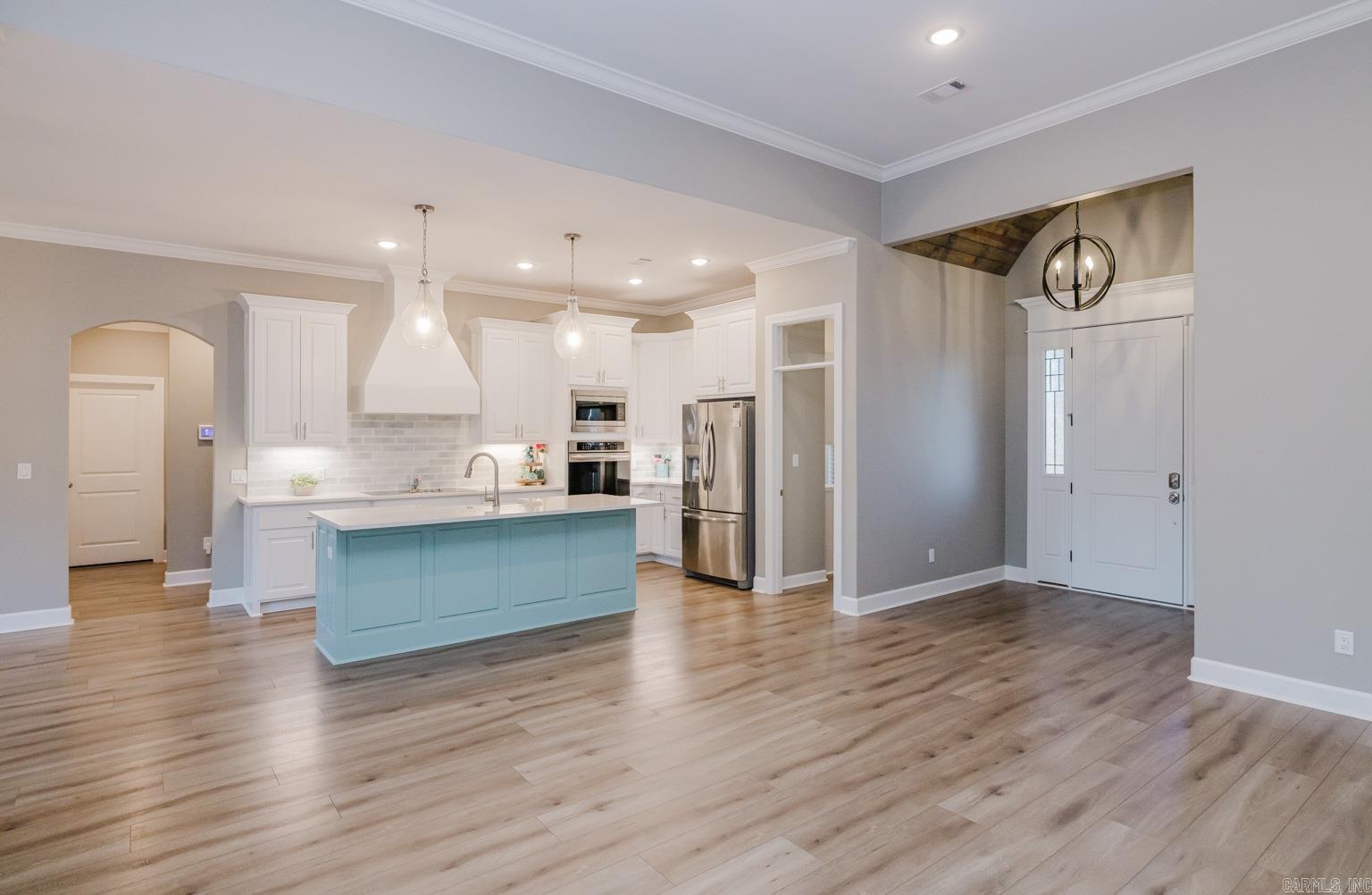 9096 Stone Canyon Drive  Bryant, AR