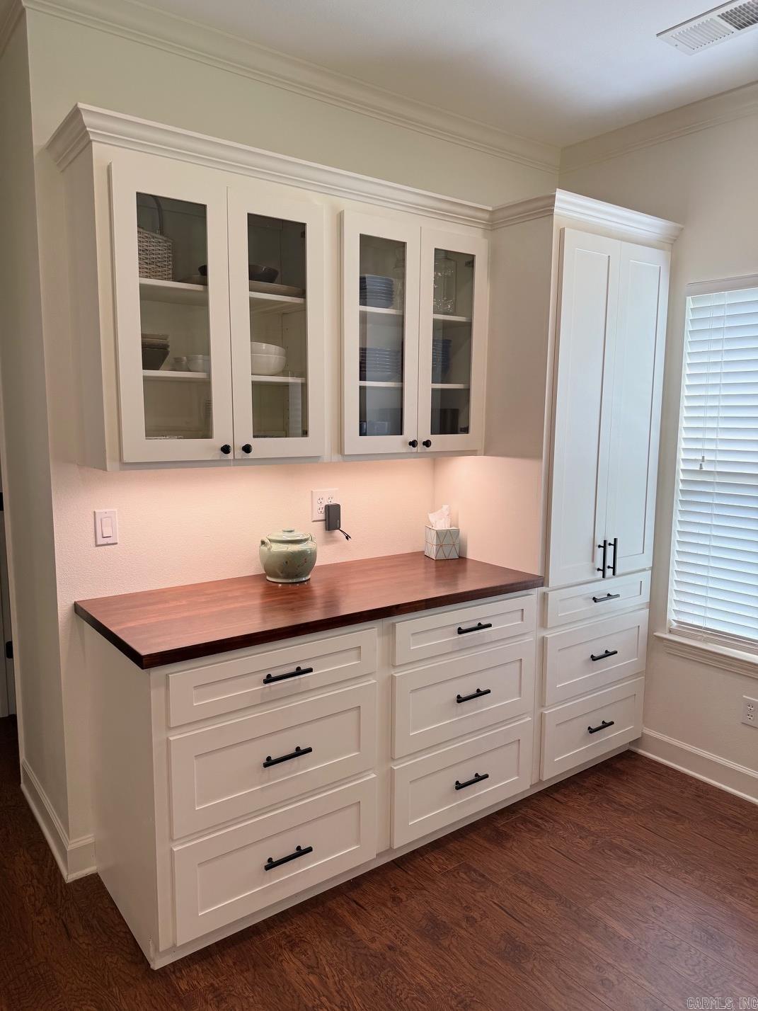 #51 South Drive  Greers Ferry, AR