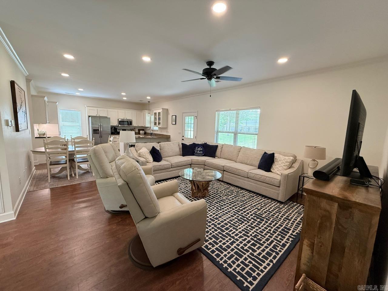 #51 South Drive  Greers Ferry, AR