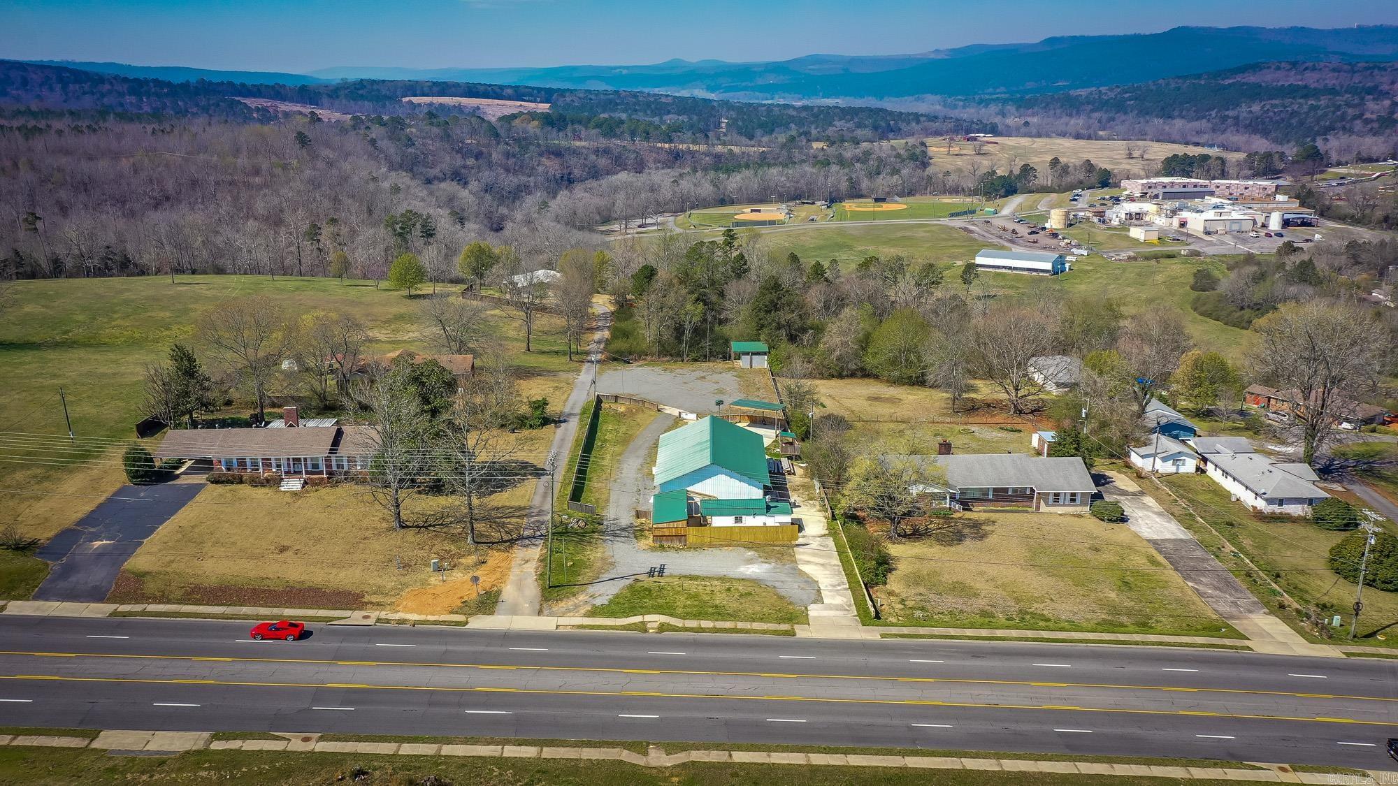 1076 Highway 65 S  Clinton, AR