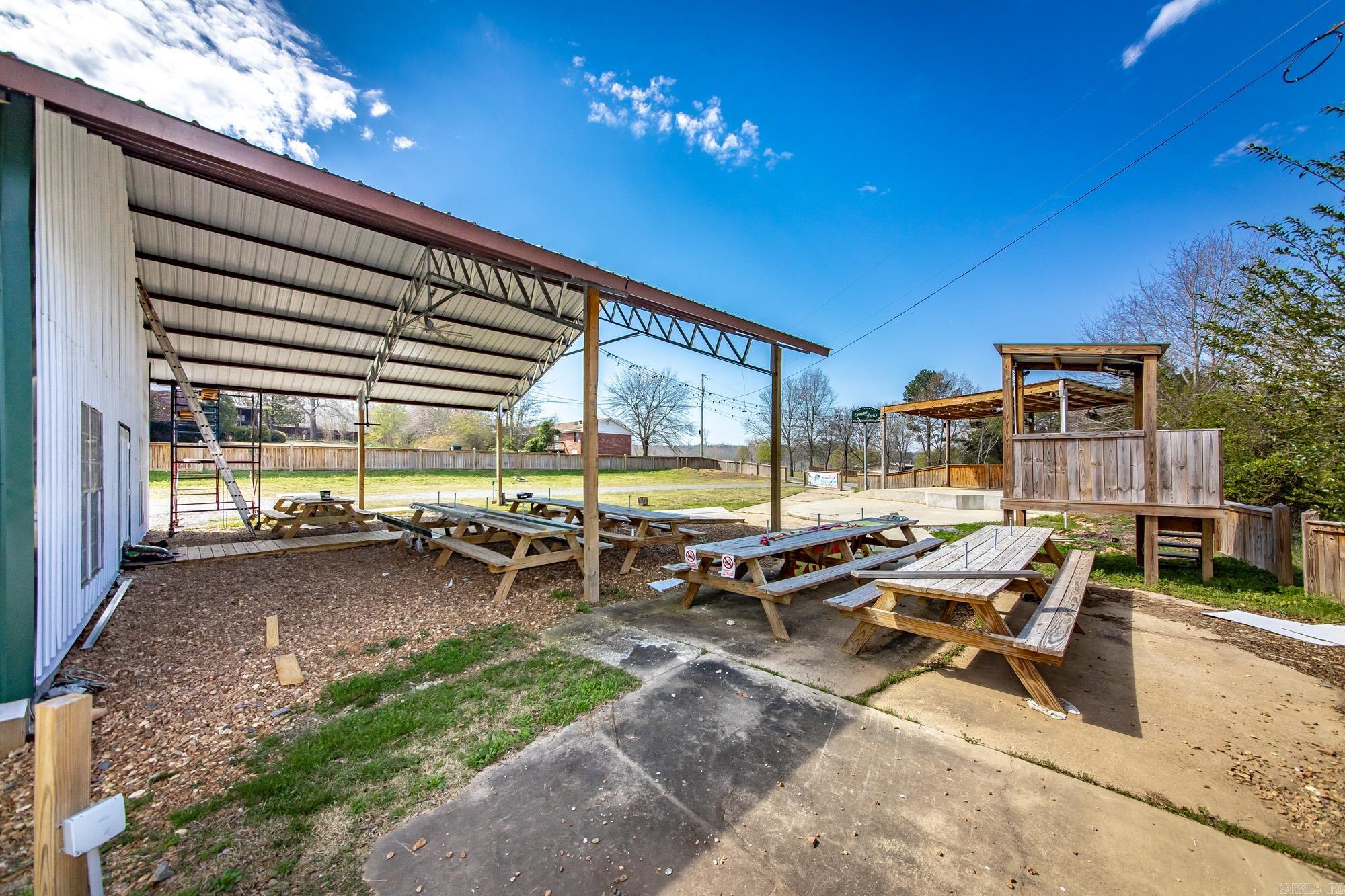 1076 Highway 65 S  Clinton, AR