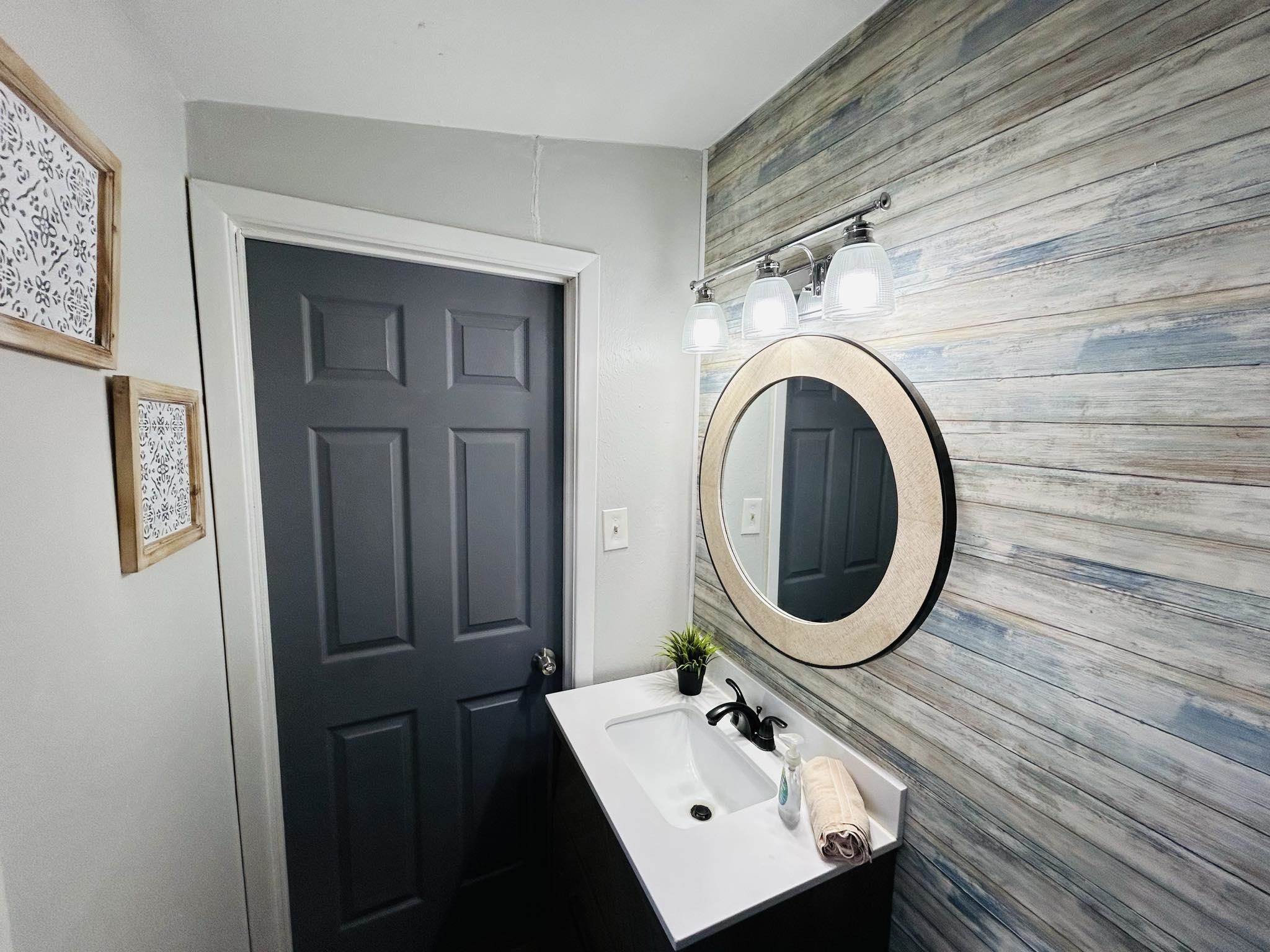 81 E Lakeshore  Cherokee Village, AR