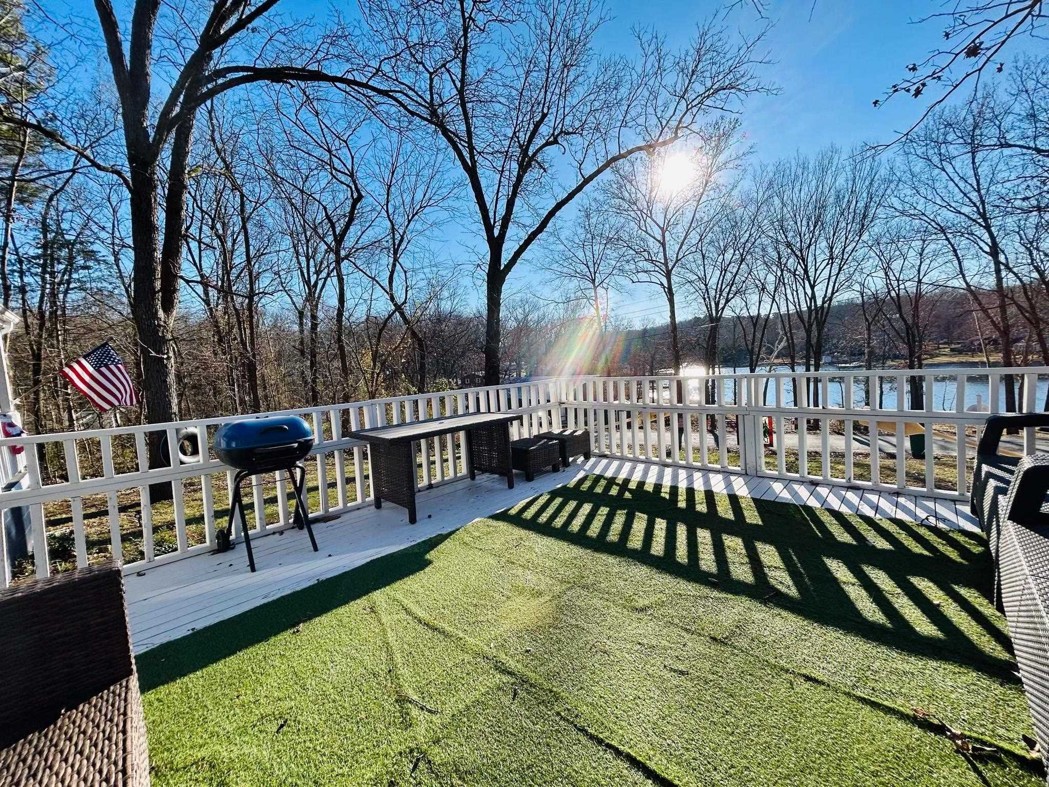 81 E Lakeshore  Cherokee Village, AR