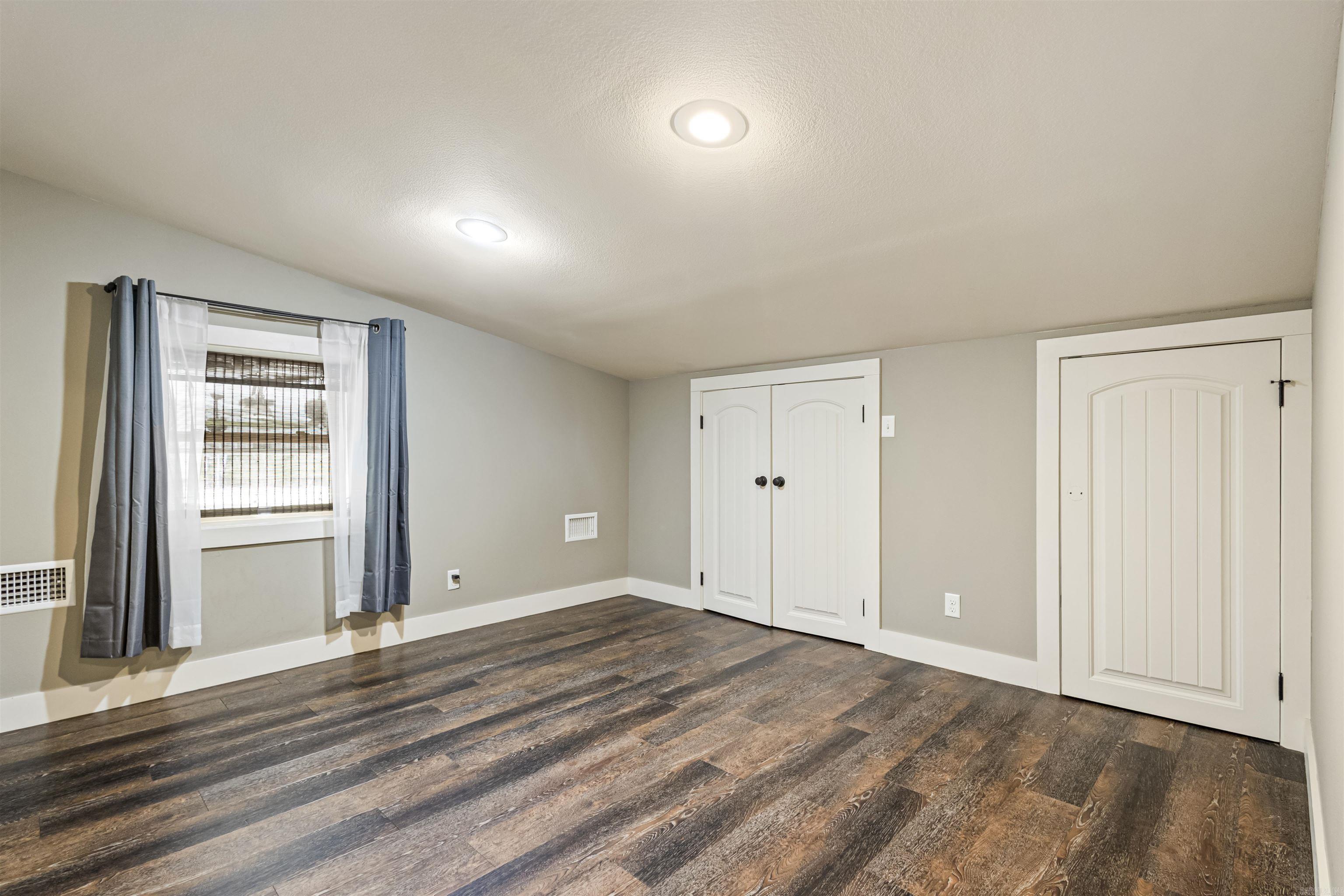 512 Pine St  Winthrop, AR