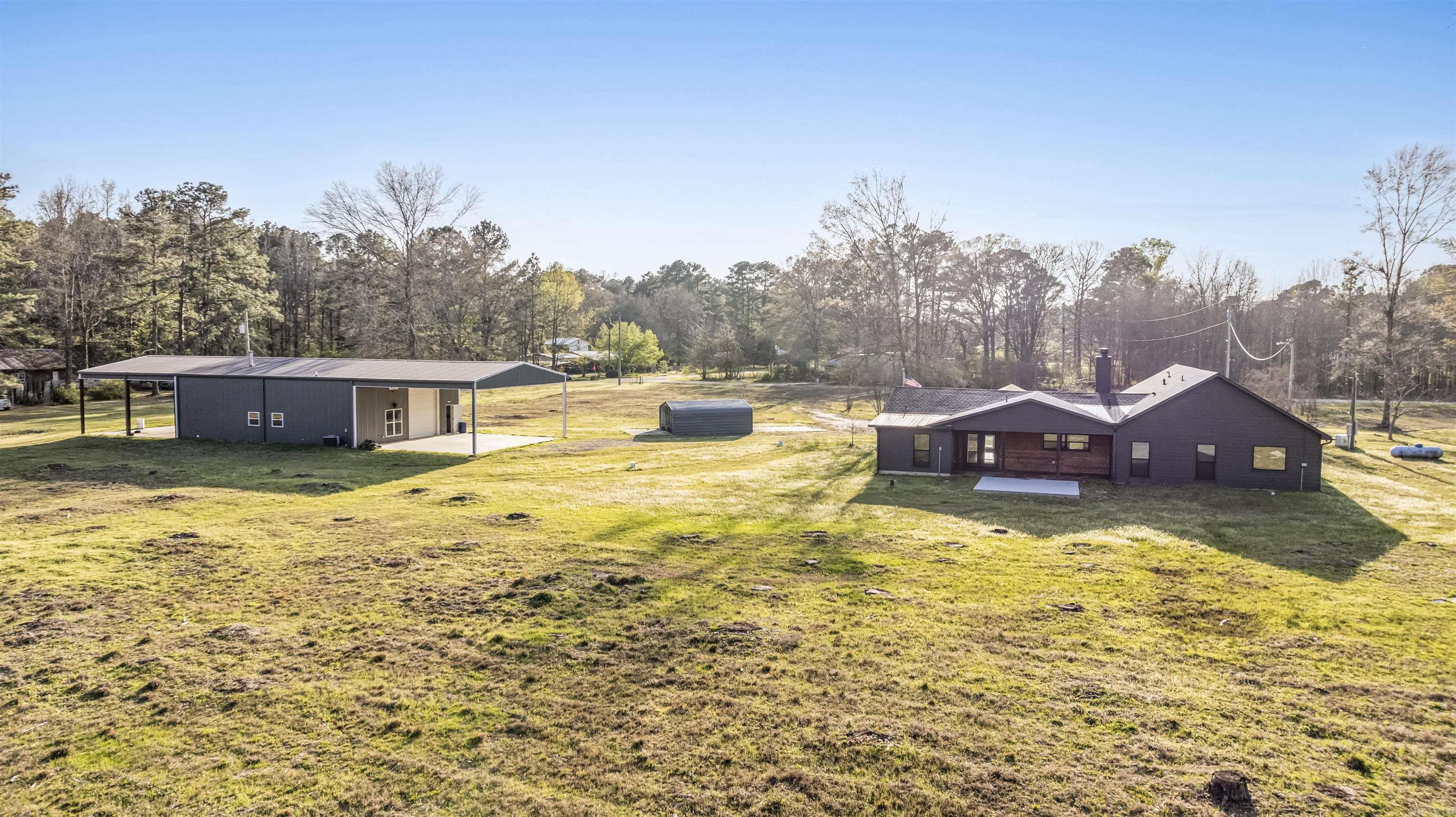 512 Pine St  Winthrop, AR