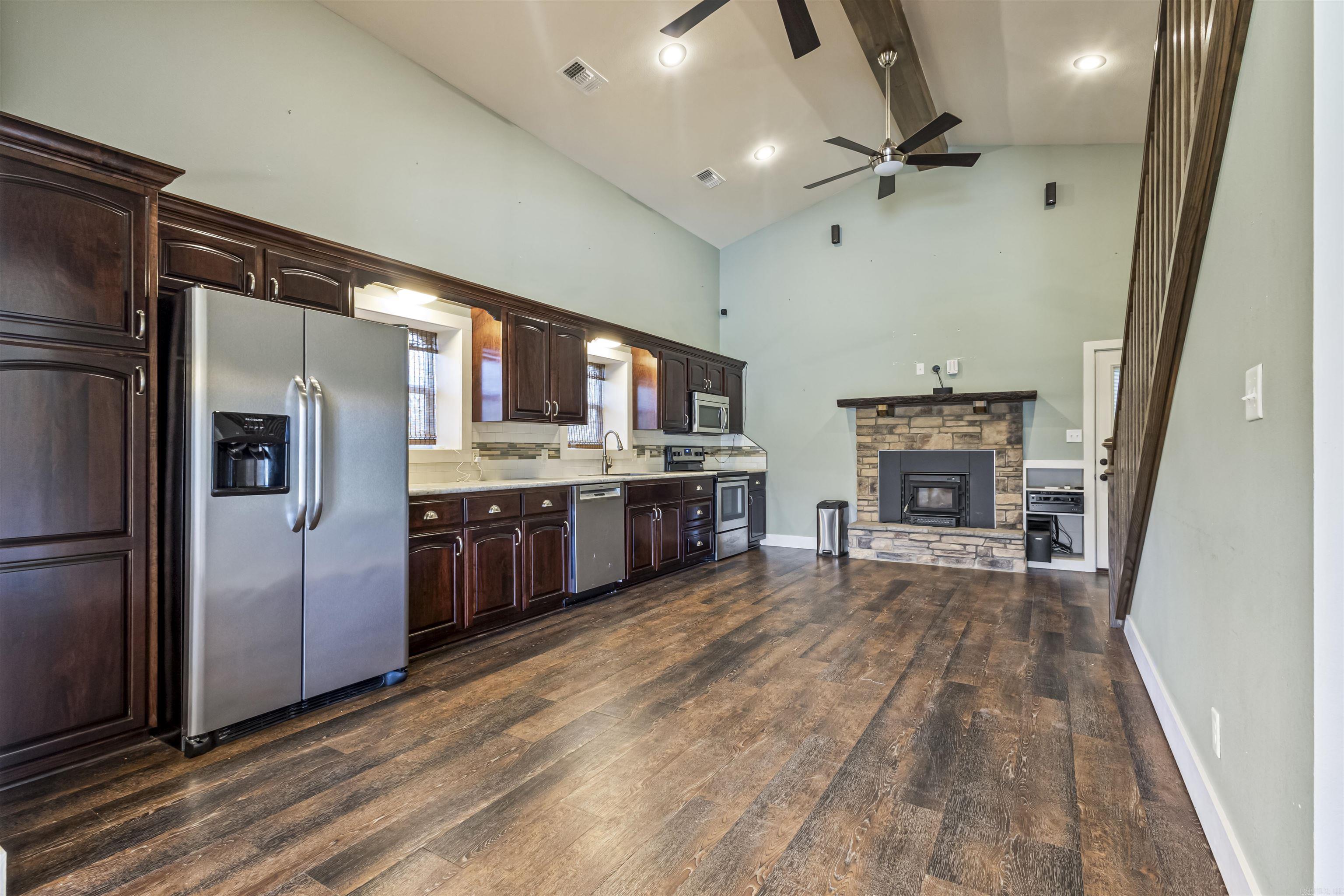 512 Pine St  Winthrop, AR