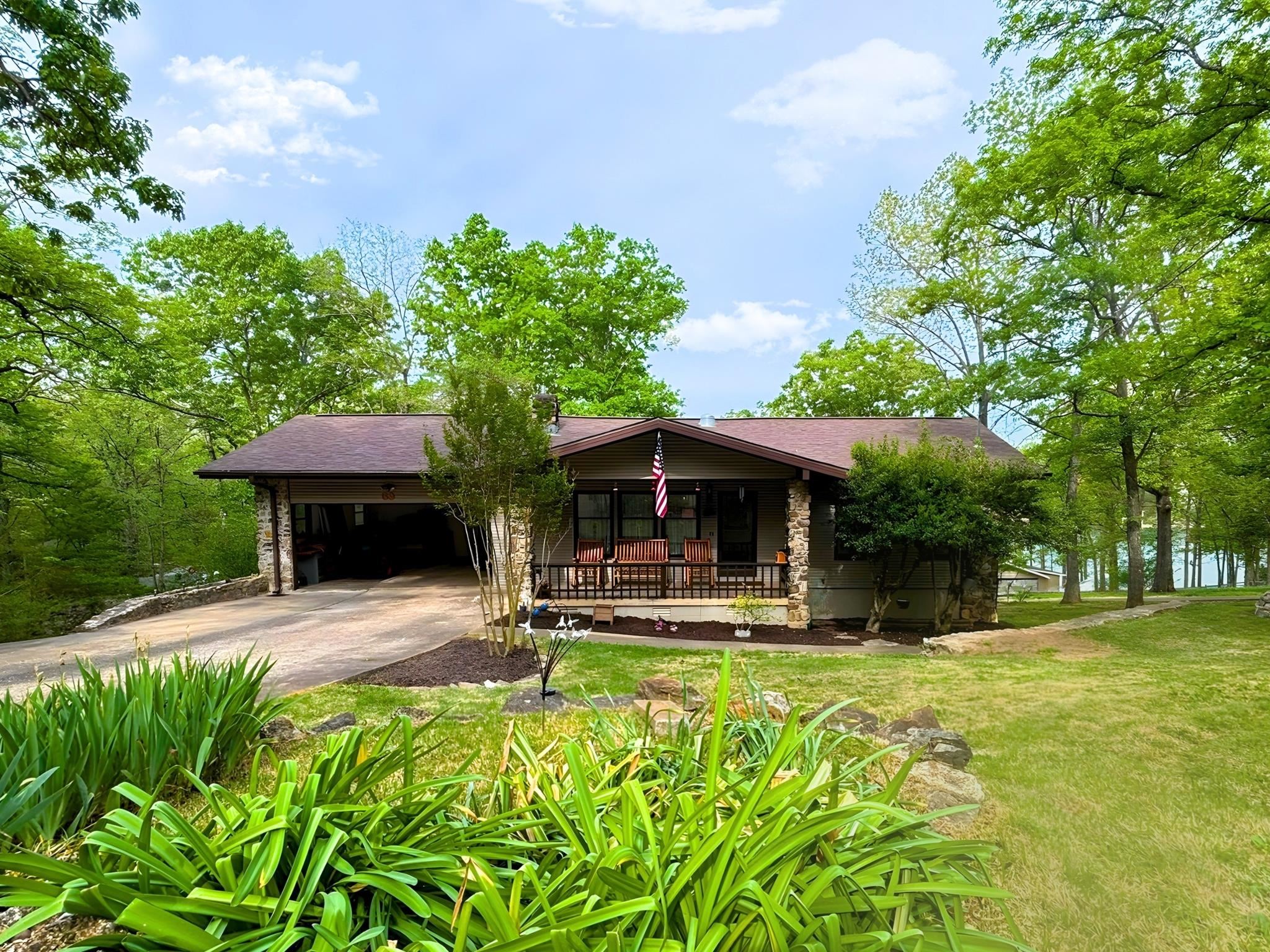 69 Saginaw  Cherokee Village, AR