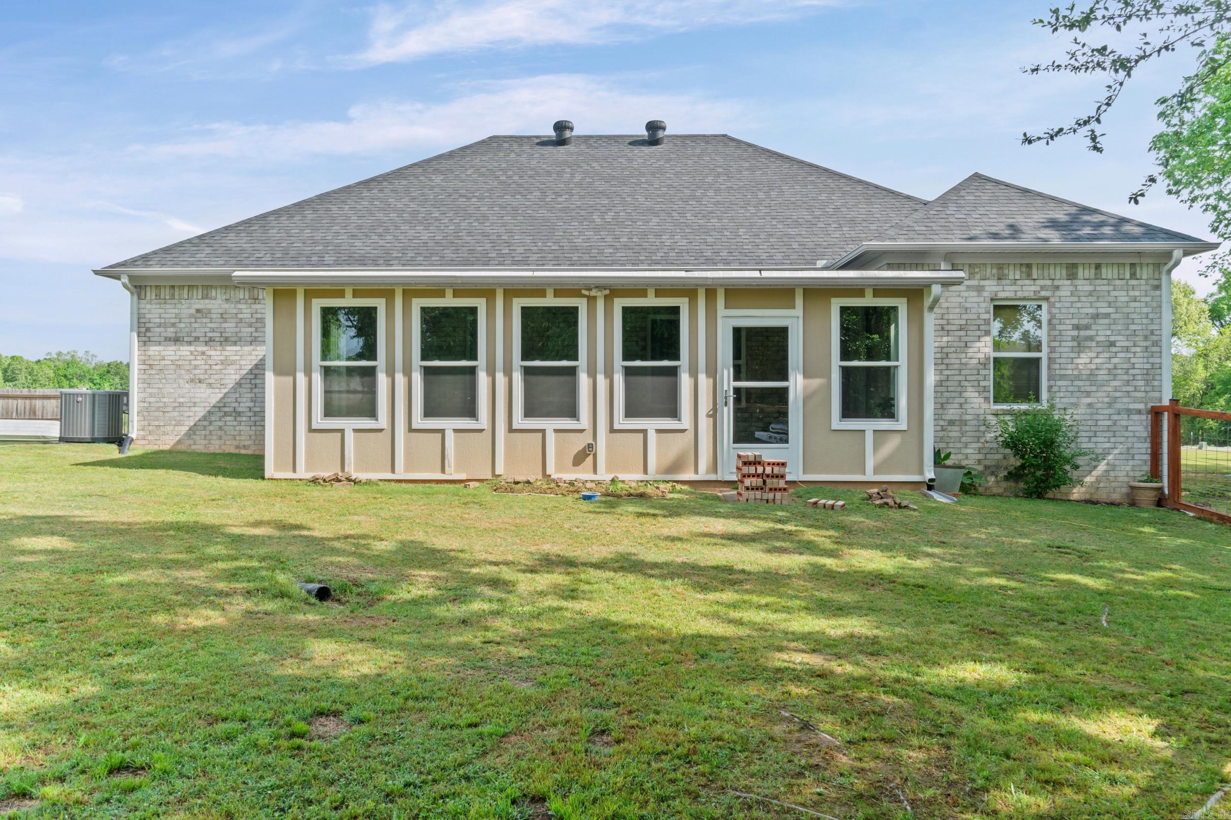 27 Marthas Field  Greenbrier, AR