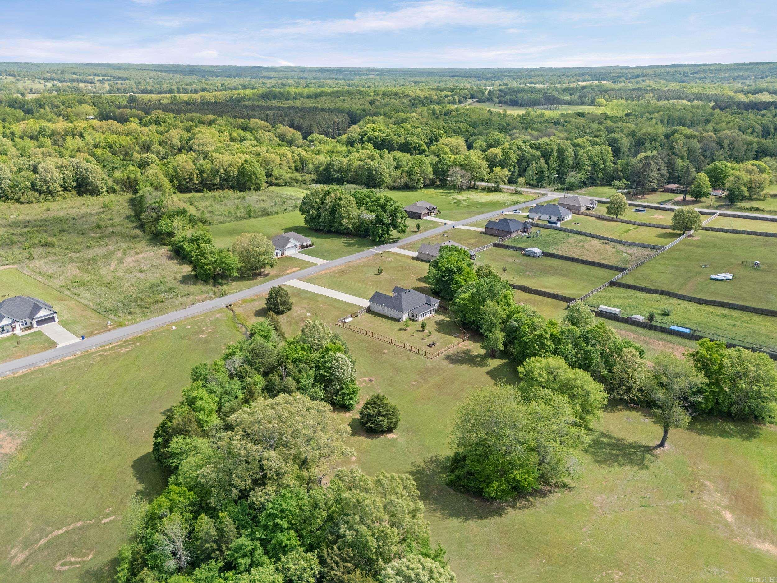 27 Marthas Field  Greenbrier, AR