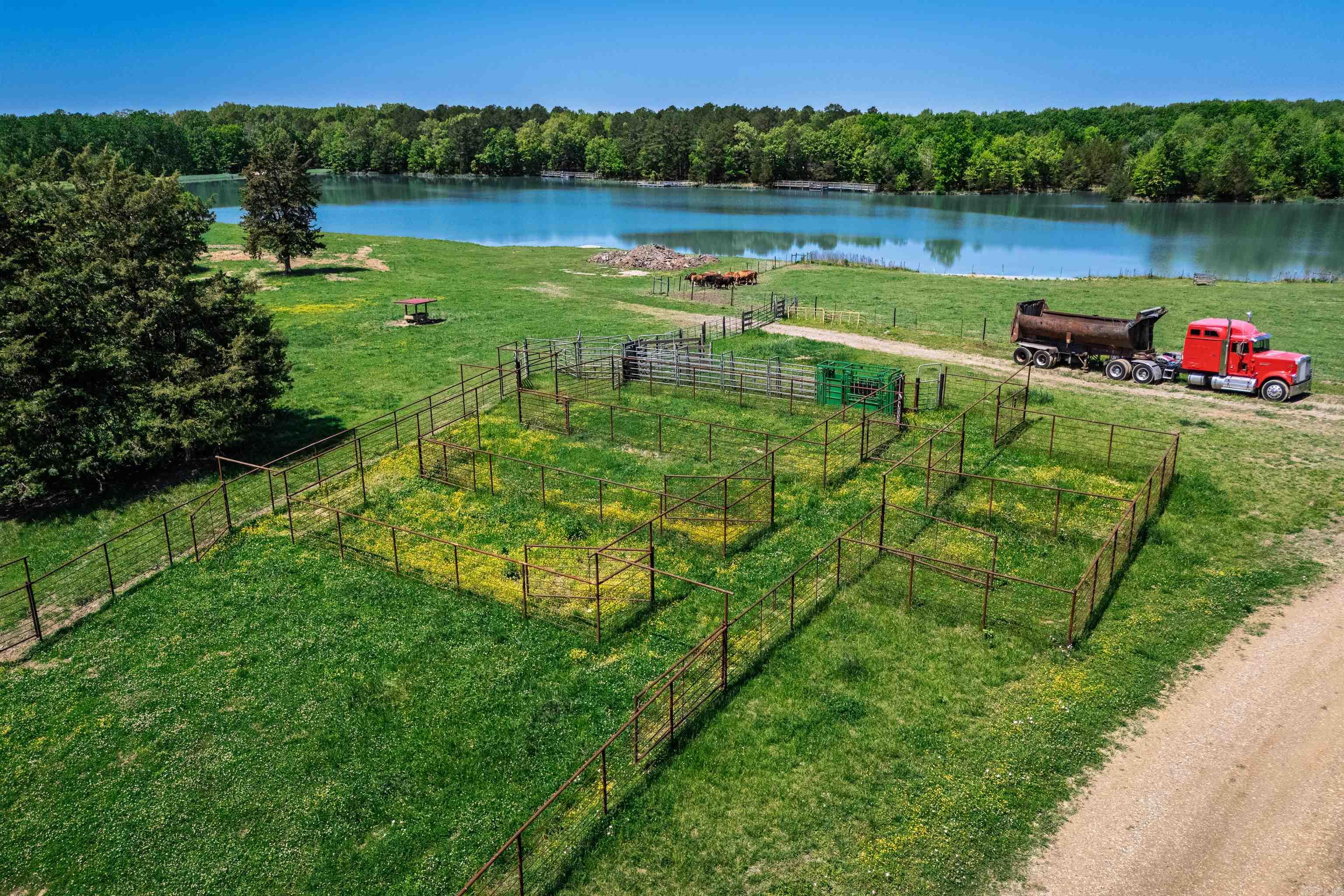 211 Hale  Okolona, AR