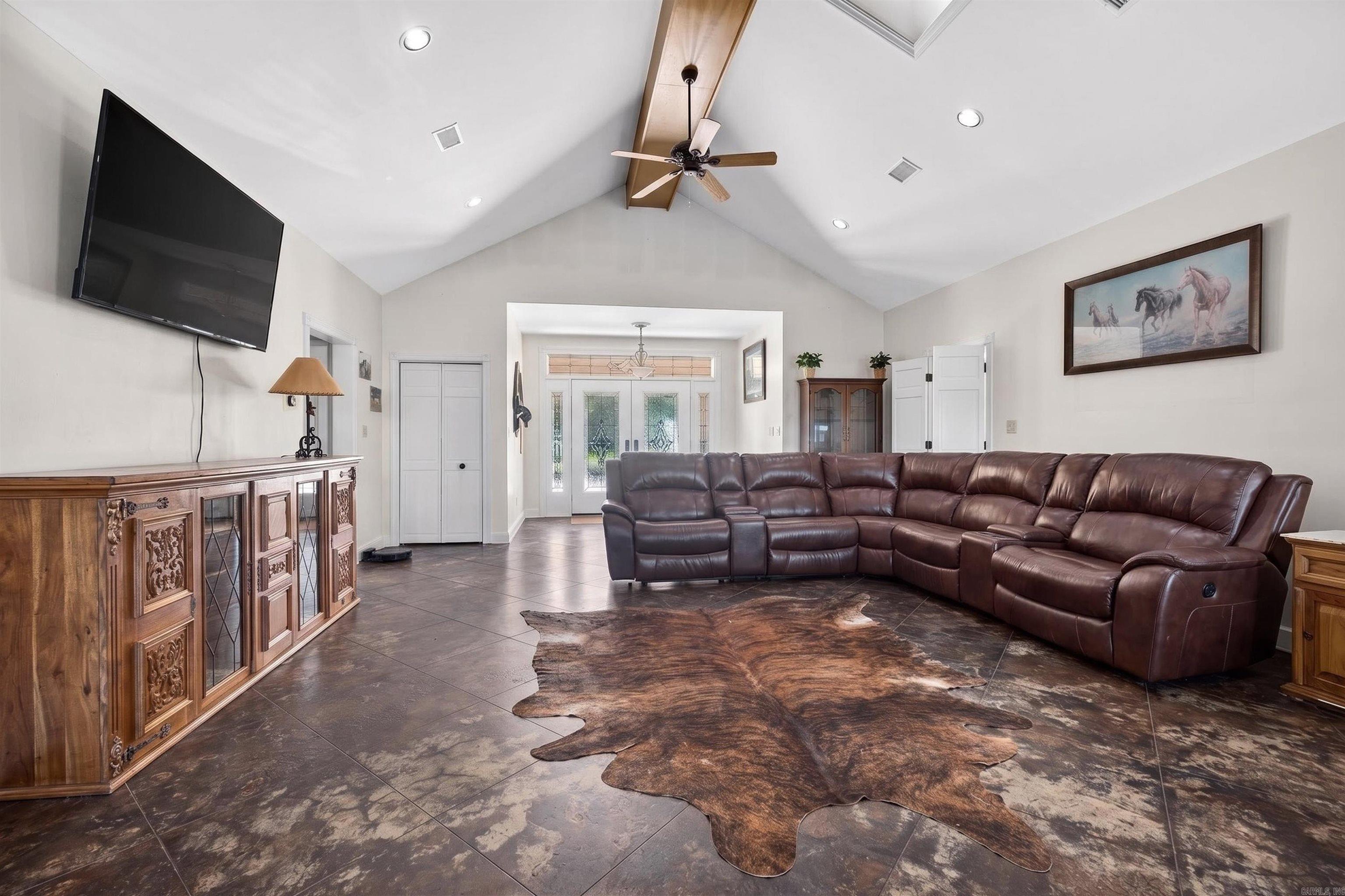 211 Hale  Okolona, AR