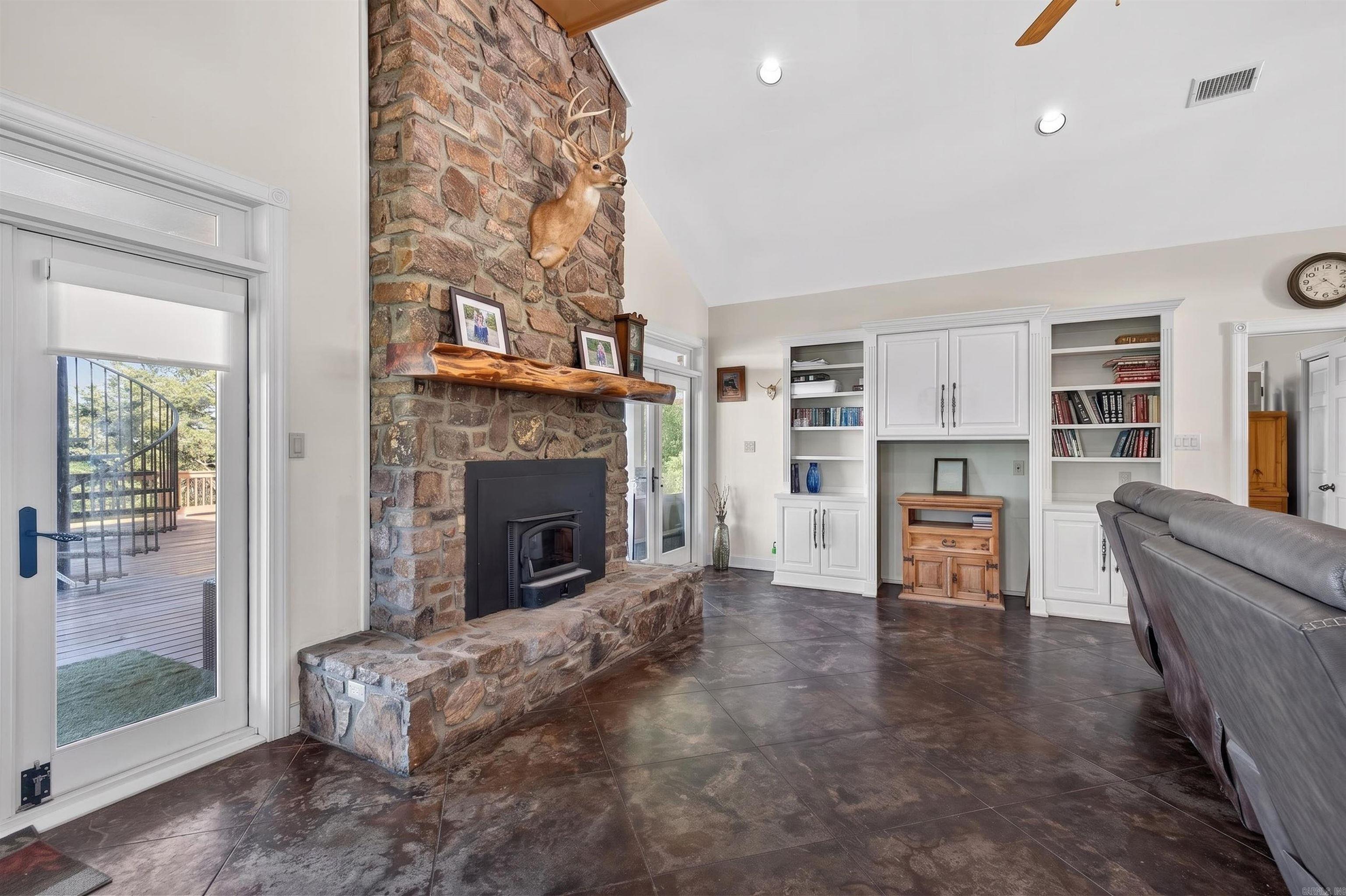 211 Hale  Okolona, AR