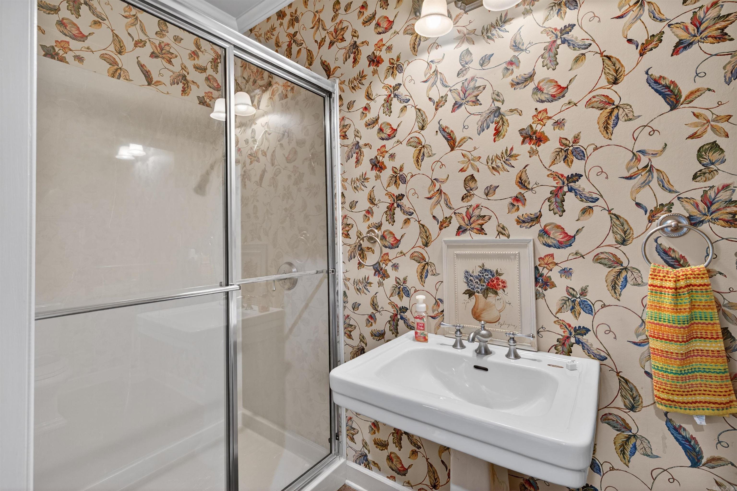 211 Hale  Okolona, AR