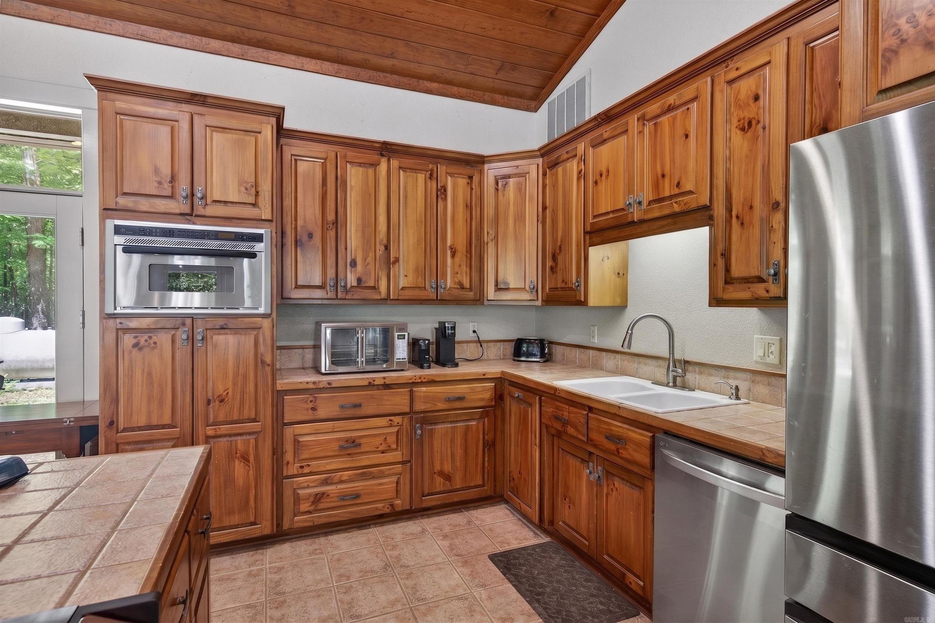 211 Hale  Okolona, AR