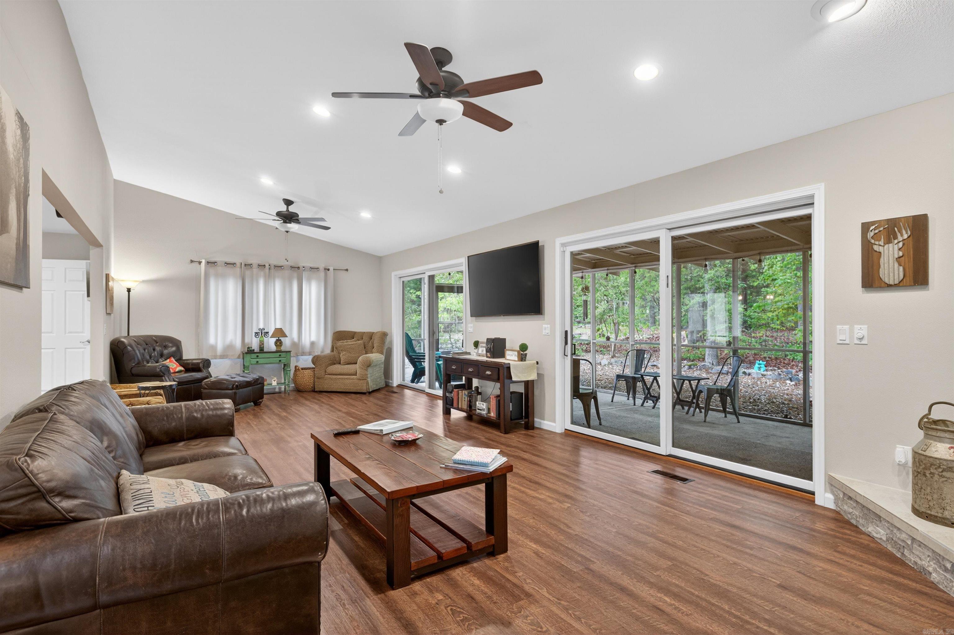 71 Hartura Way  Hot Springs Village, AR