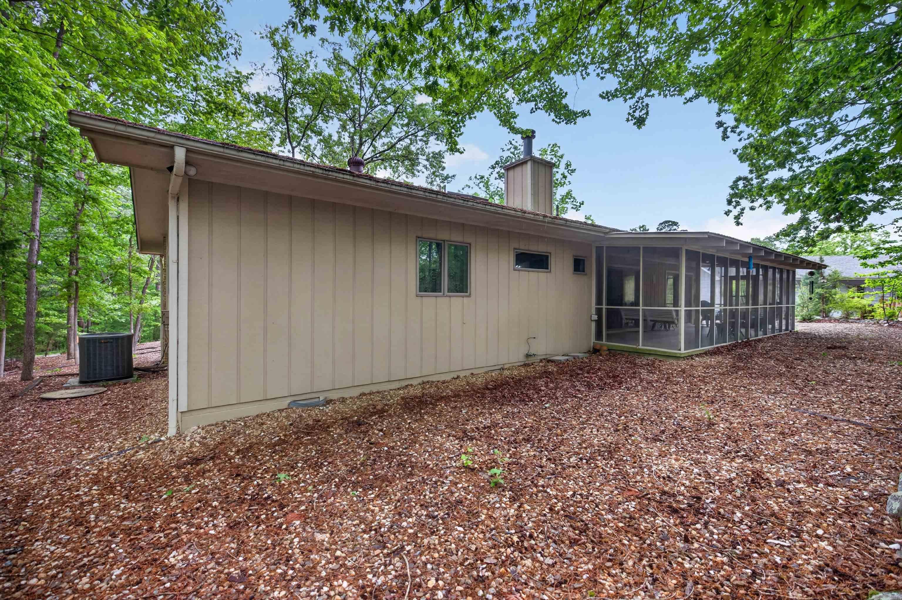 71 Hartura Way  Hot Springs Village, AR