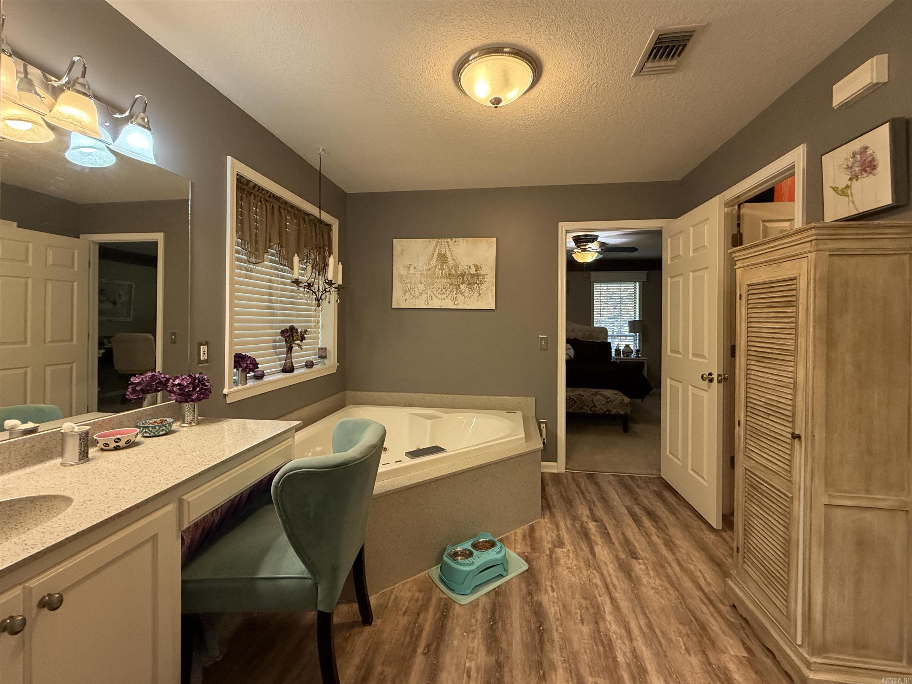 7 Oak Meadow Cove  Batesville, AR