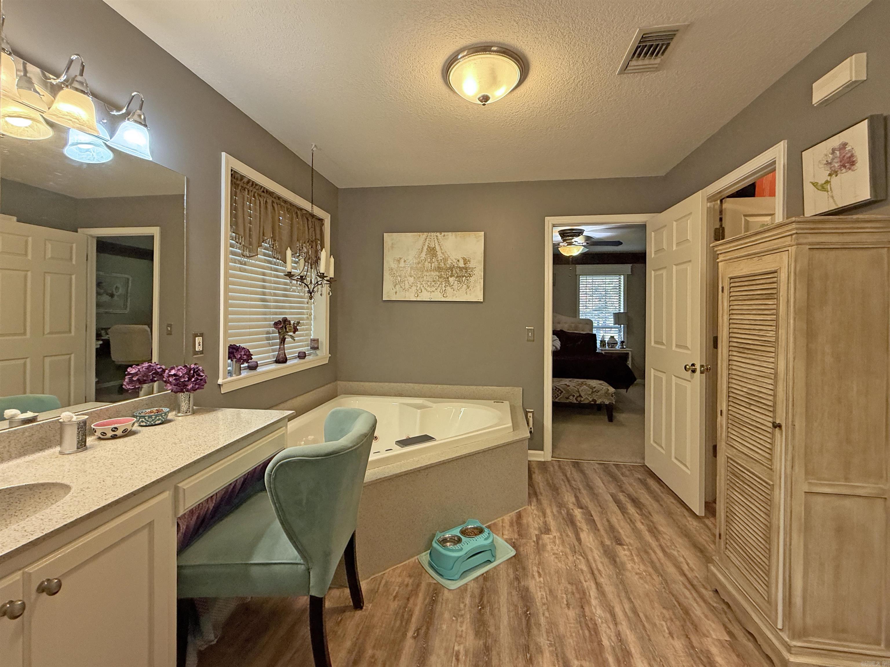 7 Oak Meadow Cove  Batesville, AR