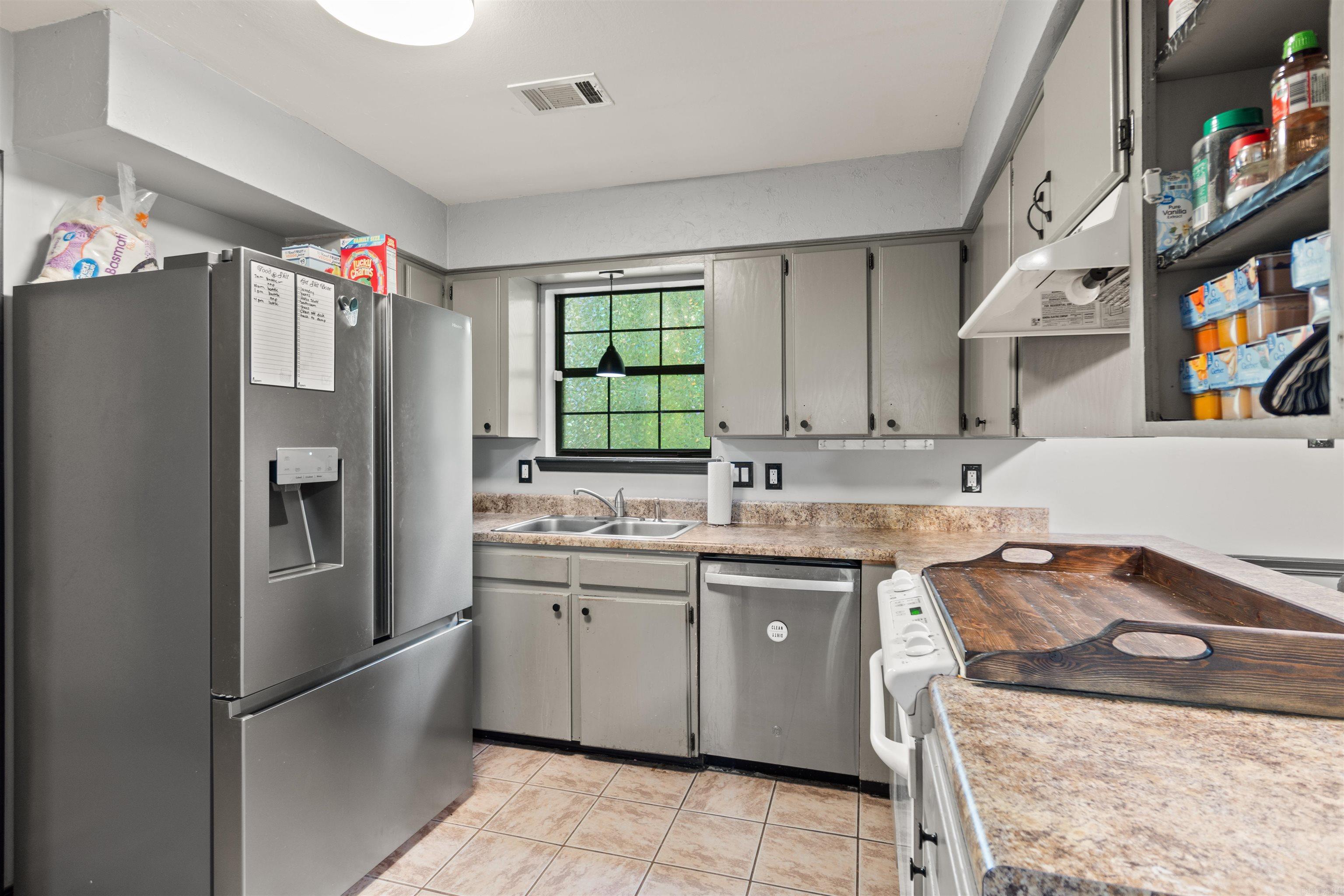 3 Chipmunk  Conway, AR