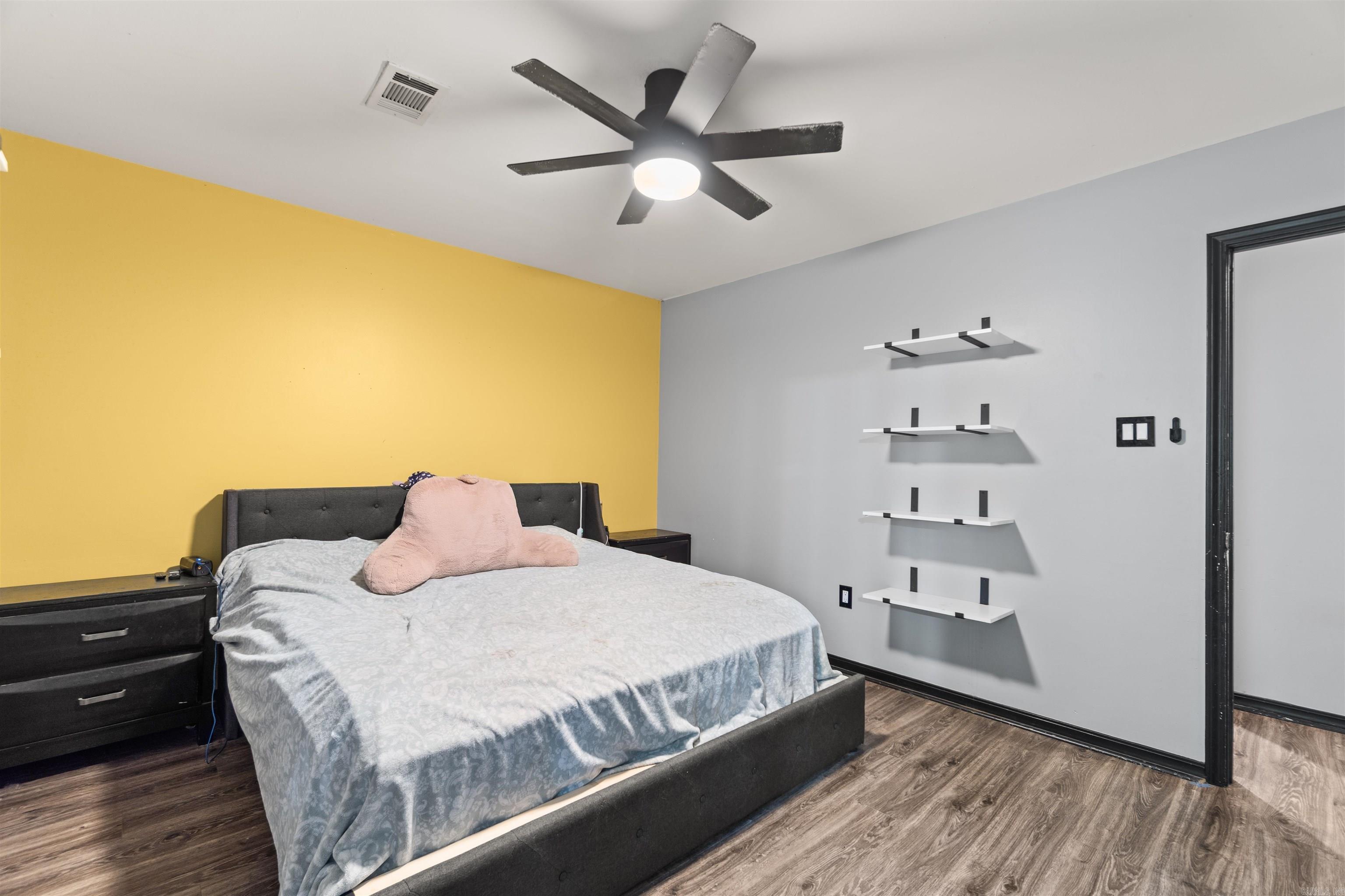 3 Chipmunk  Conway, AR