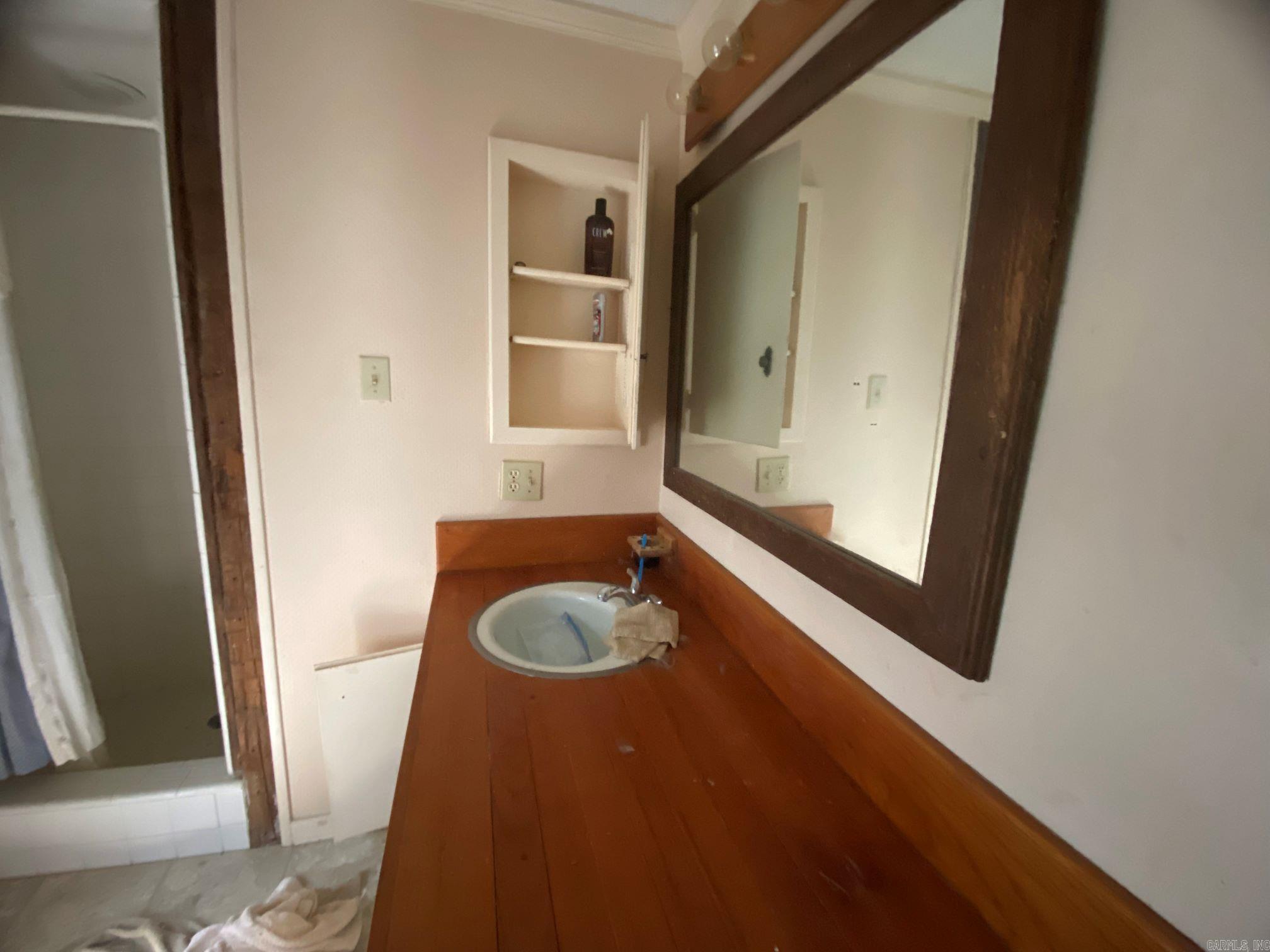 5697 Junction City  El Dorado, AR