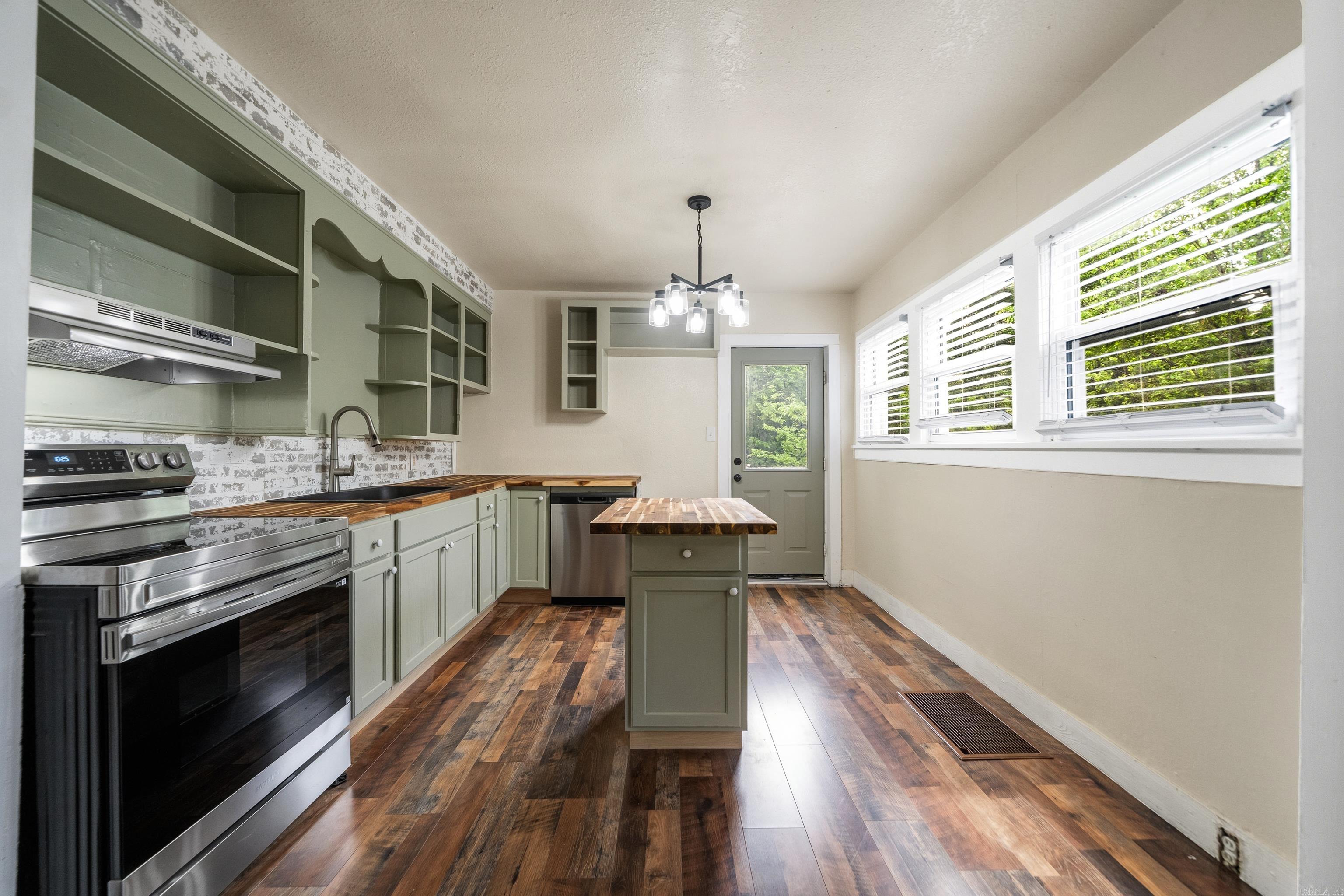 625 Fifth  Hot Springs National Park, AR