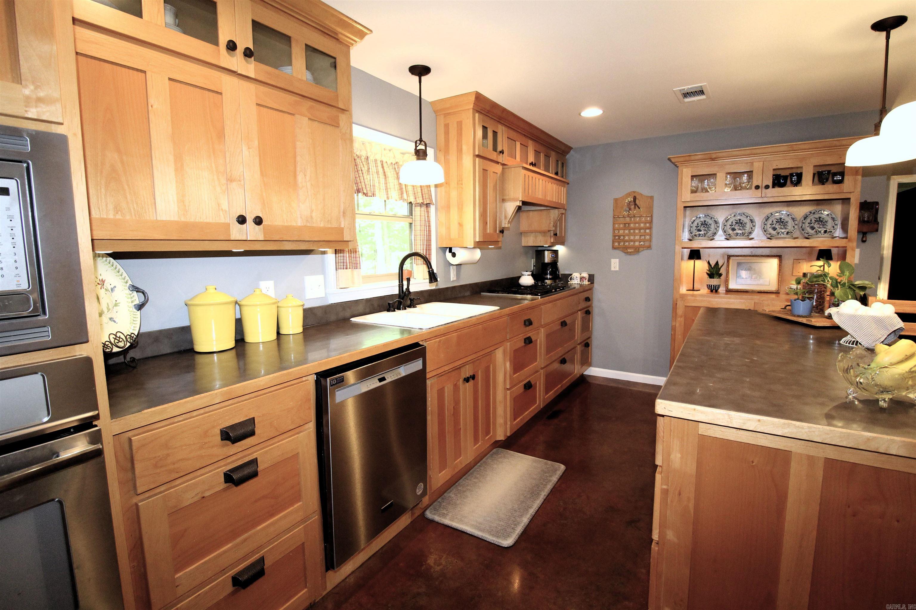 35 Grant County Road 737  Sheridan, AR