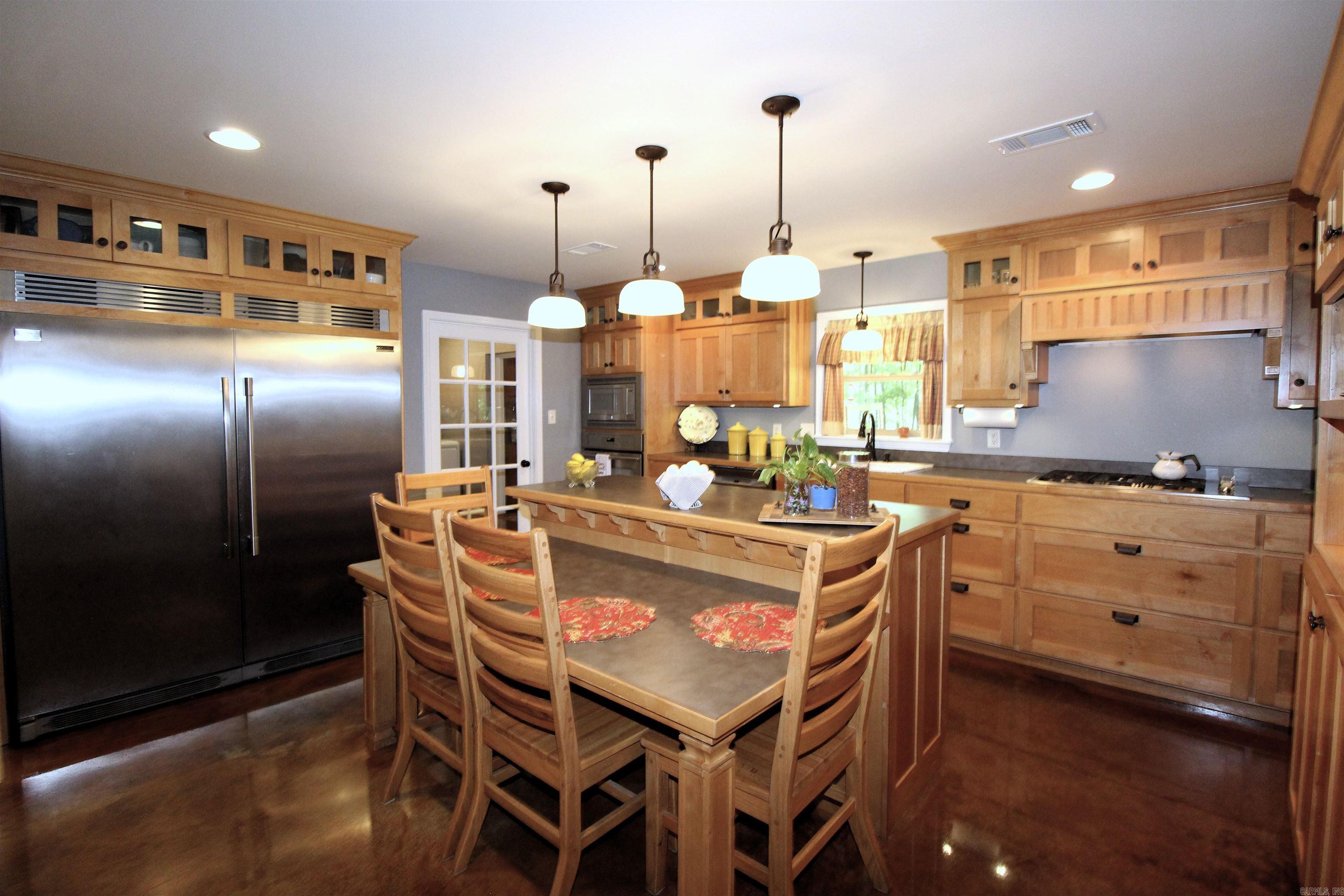 35 Grant County Road 737  Sheridan, AR