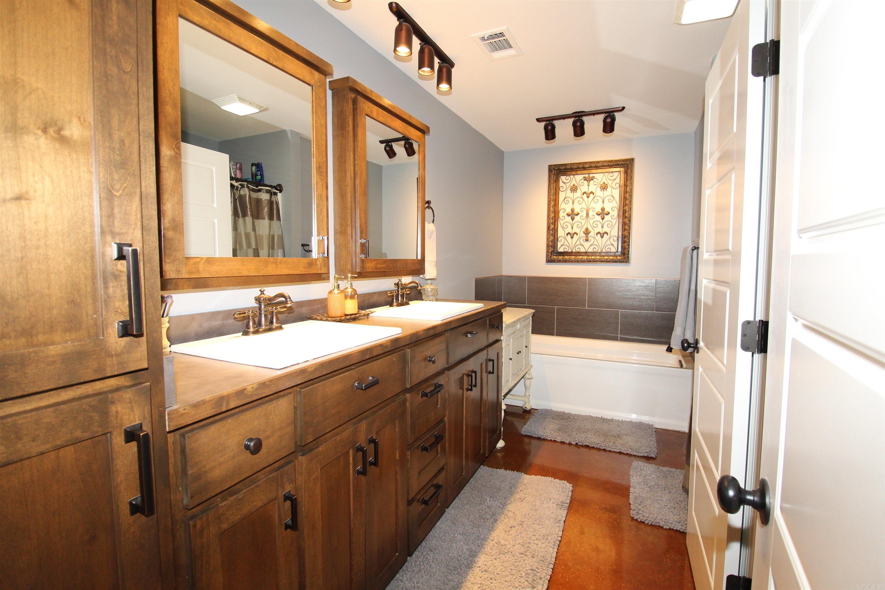 35 Grant County Road 737  Sheridan, AR