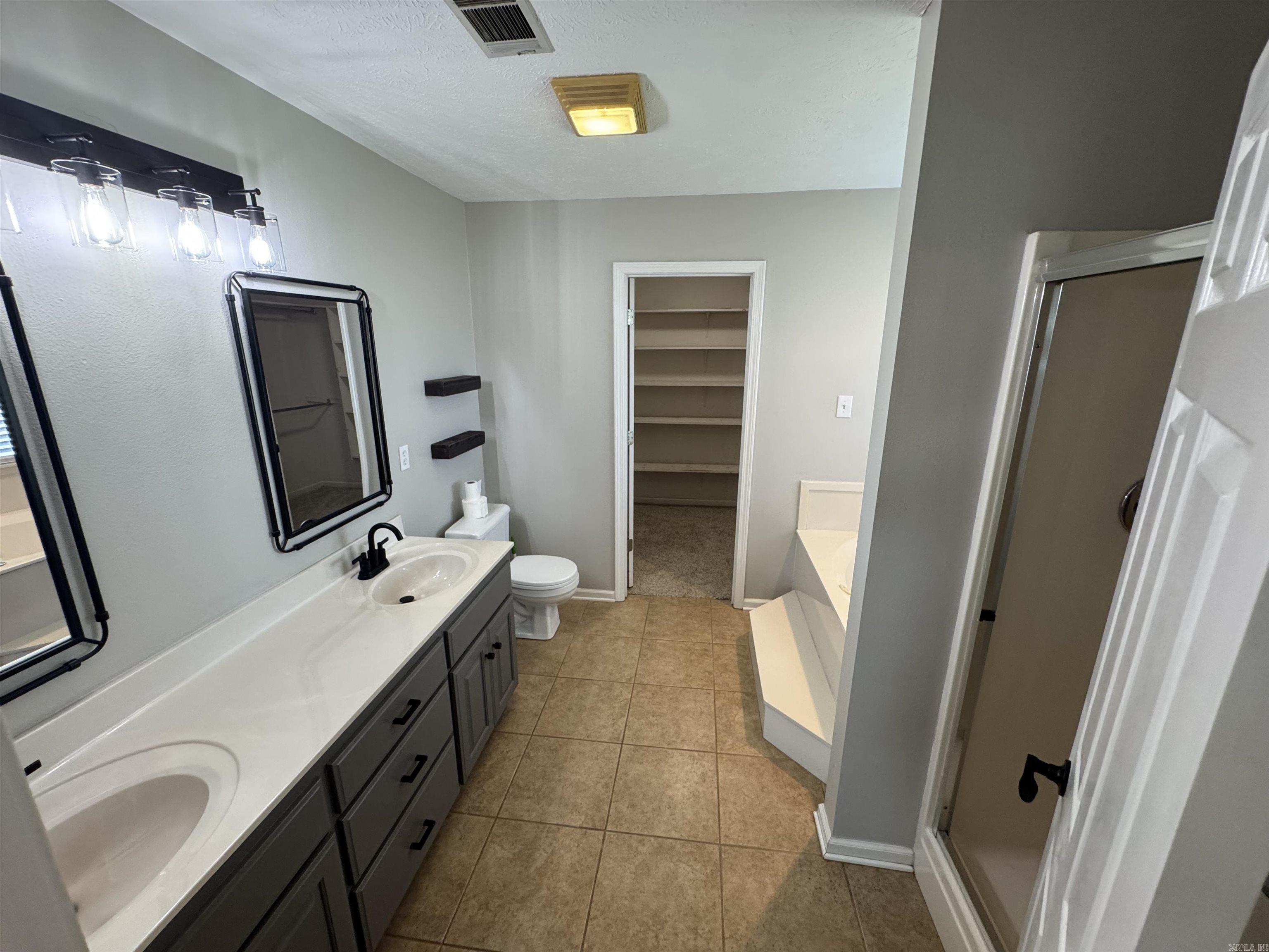 12 Weaver  Vilonia, AR