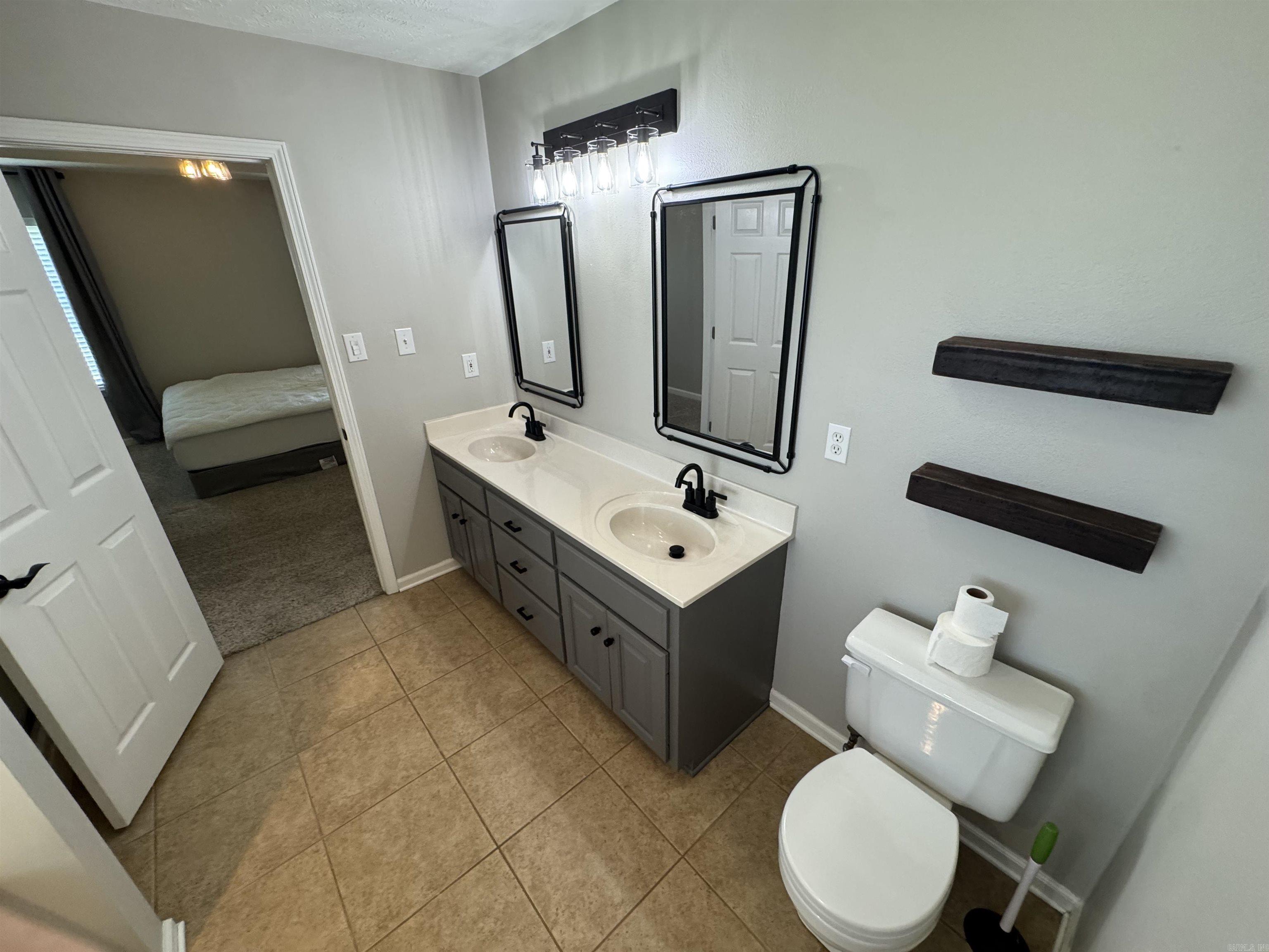 12 Weaver  Vilonia, AR