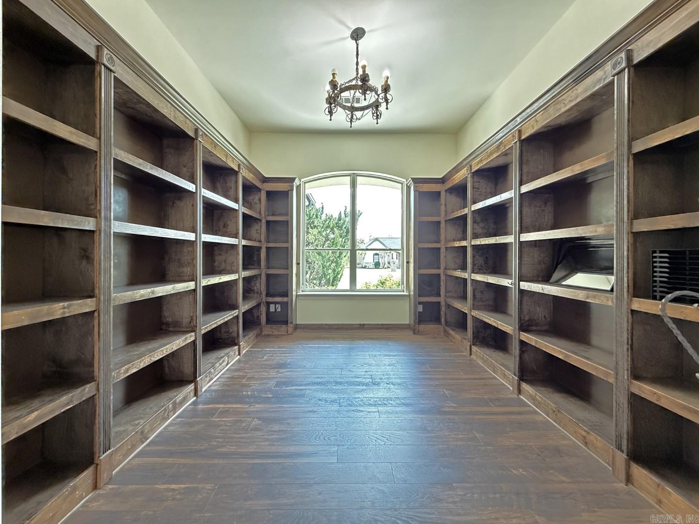 300 Crestview Drive  Hot Springs, AR