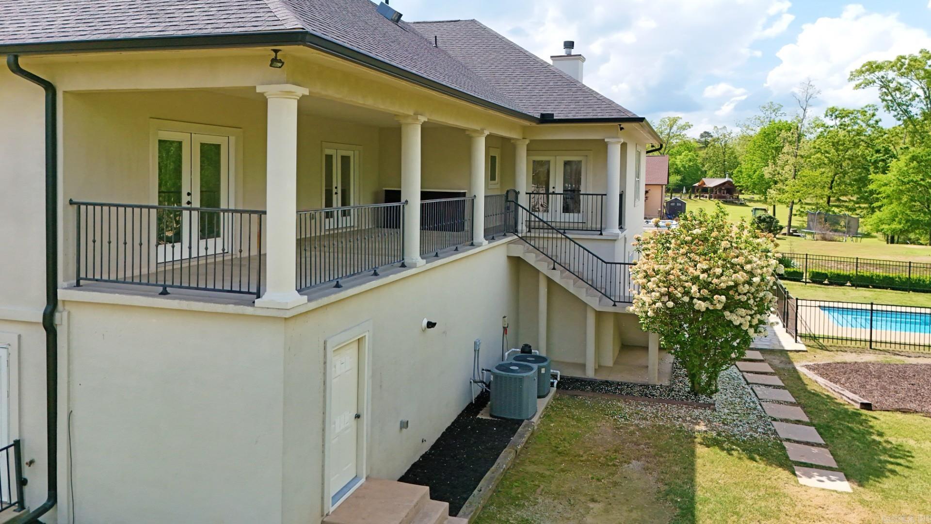 300 Crestview Drive  Hot Springs, AR